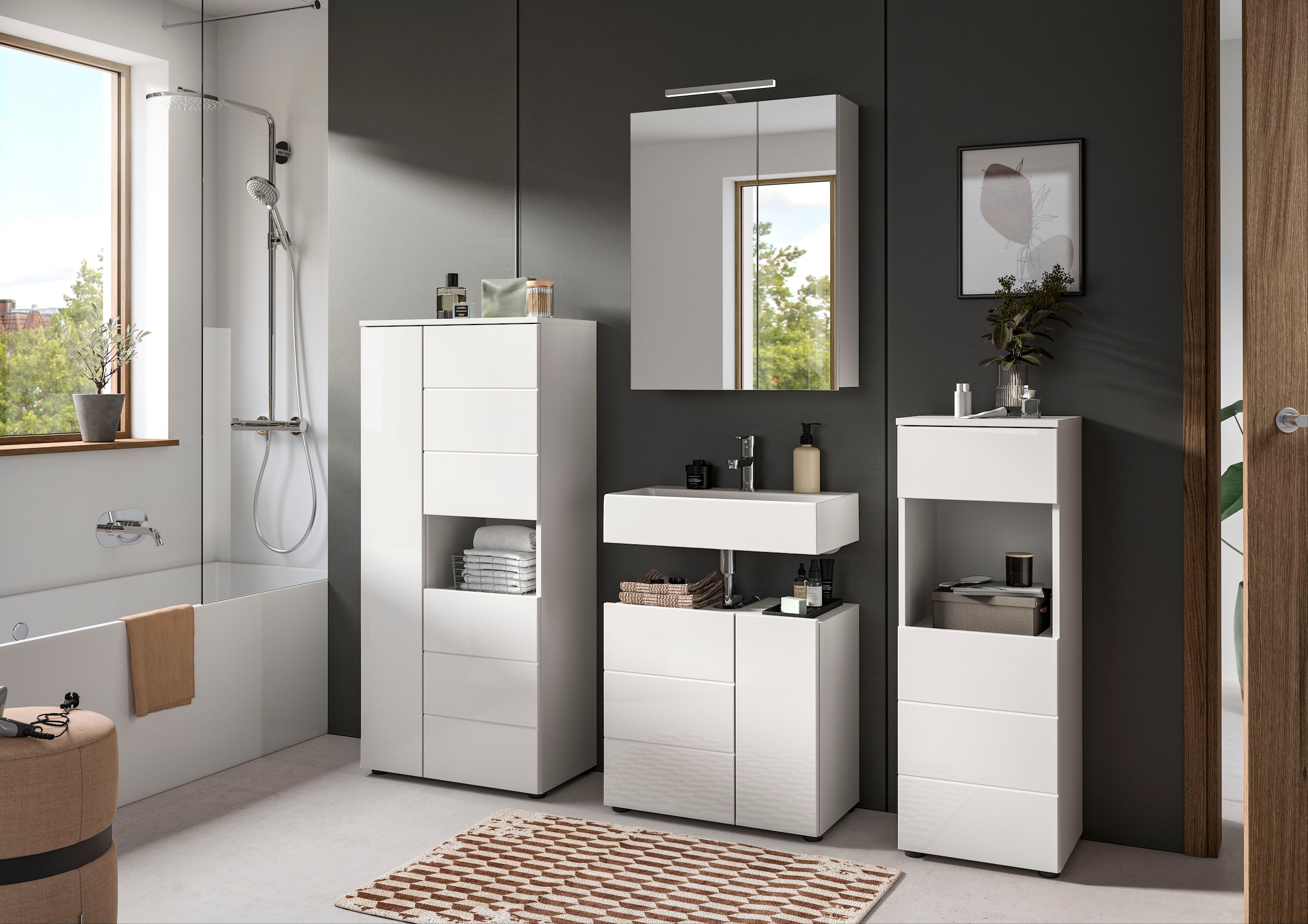 welltime Badmöbel-Set »Biel, Höhe 190 cm,Hochschrank,WBU, Spiegelschrank, Unterschrank, Lampe«, (5 St.), Bad Set, modernes Design, Unterschrank, Spiegel, Aufsatzleuchte