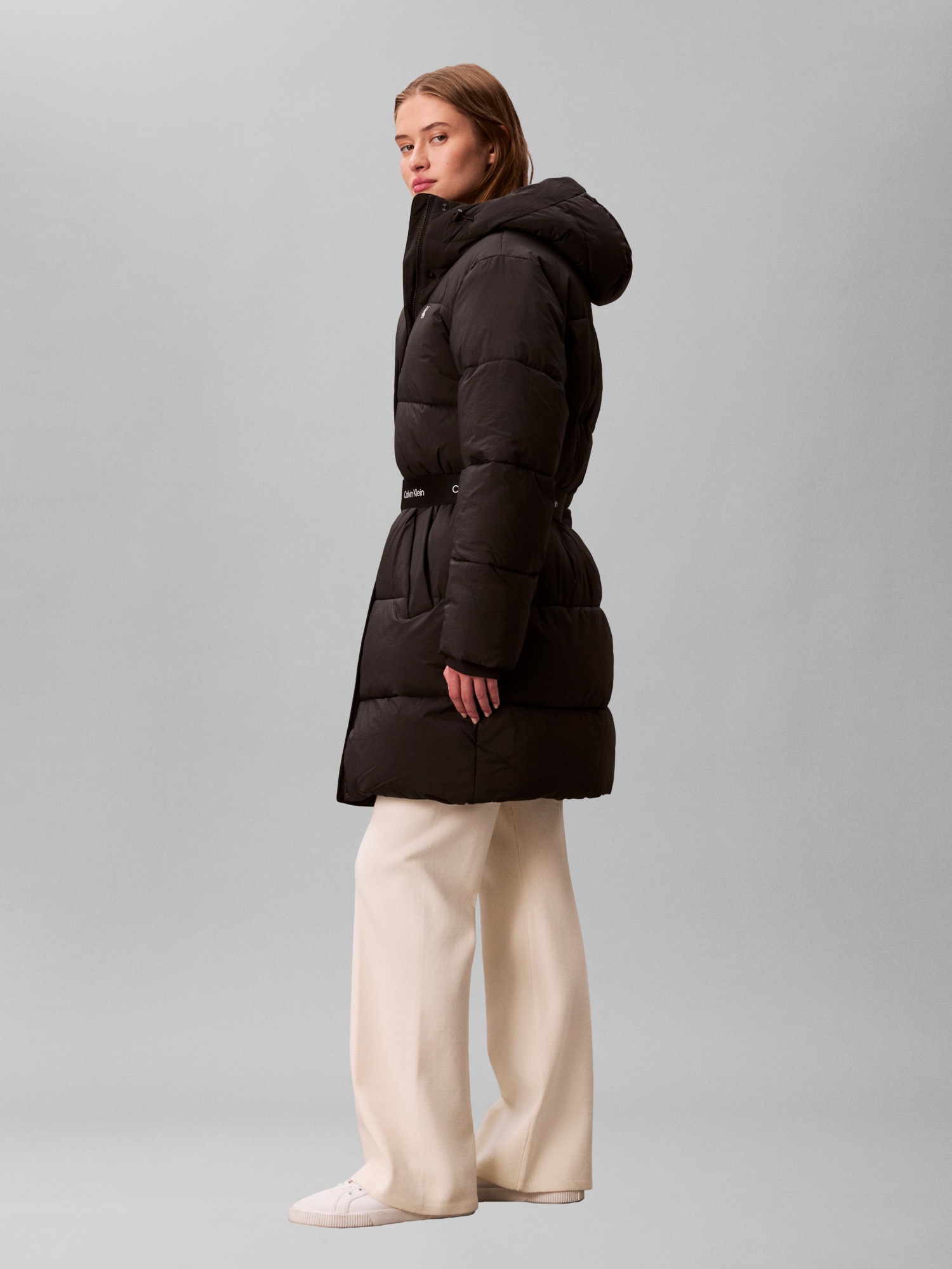 Calvin Klein Jeans Steppmantel »BELTED MIDWEIGHT LONG PUFFER«, Mit Rundhalsausschnitt, regular fit
