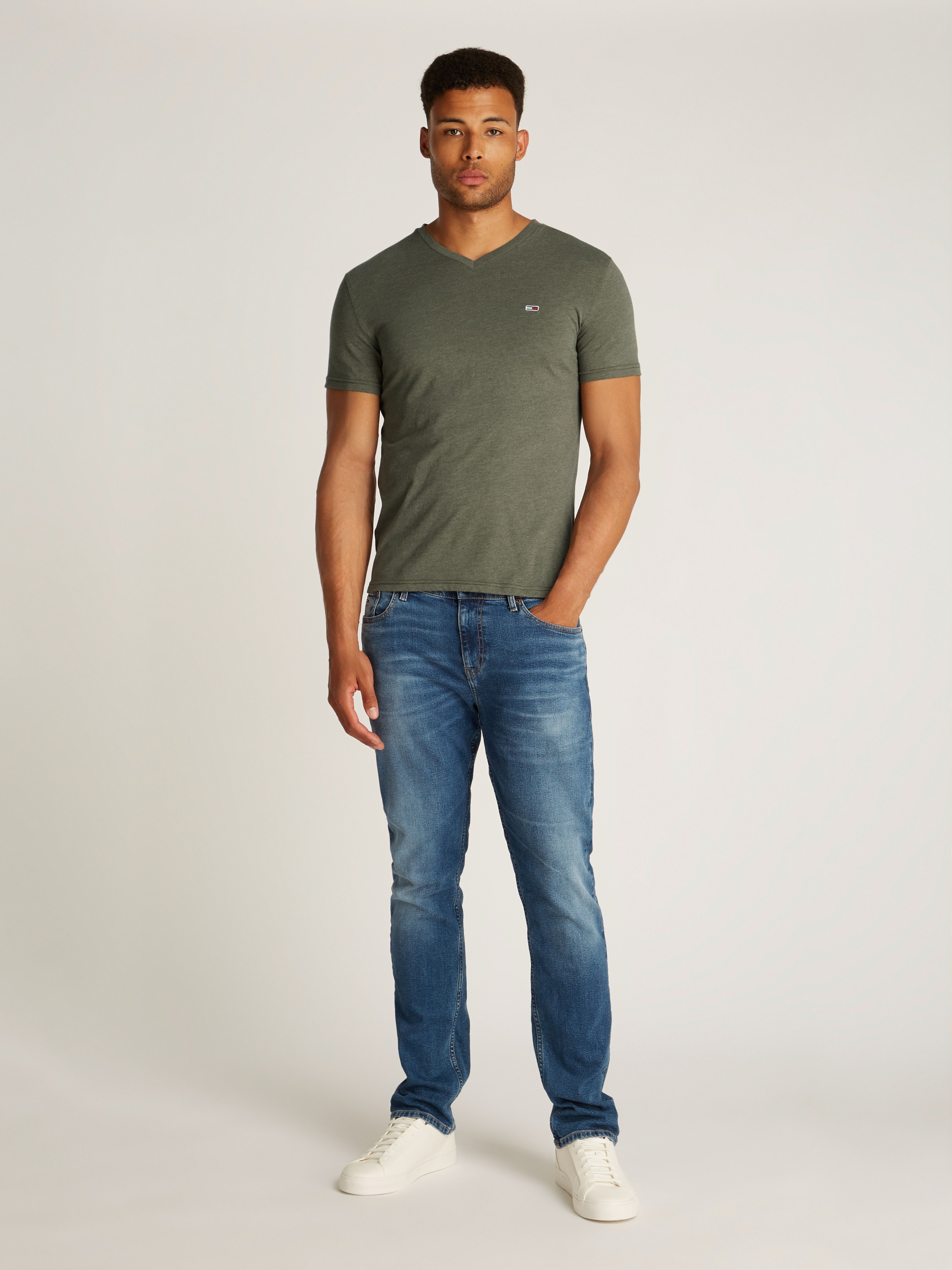 Tommy Jeans T-Shirt »TJM XSLIM JASPE VNECK TEE EXT«, in Melange-Optik