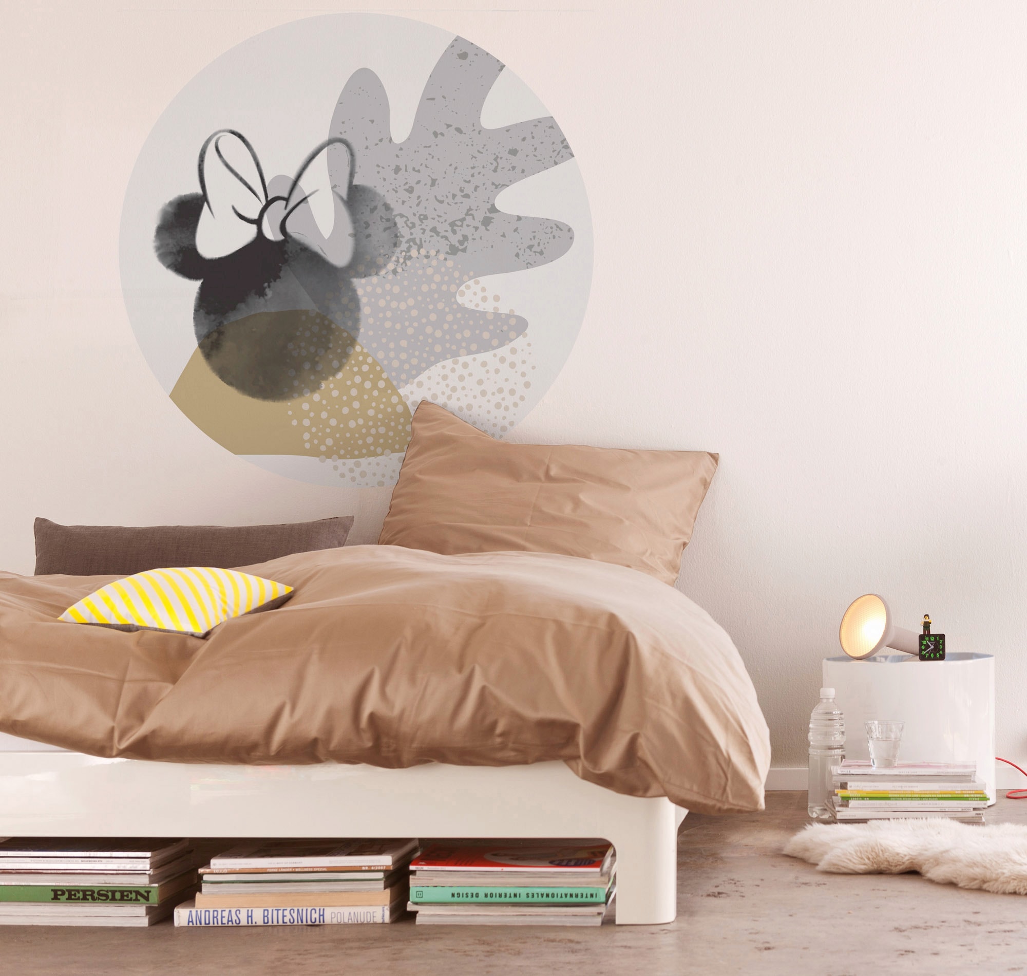 Komar Fototapete »Vlies selbstklebend - Minnie Loop Art - Größe 125 x 125 cm«, bedruckt, Kinderzimmer