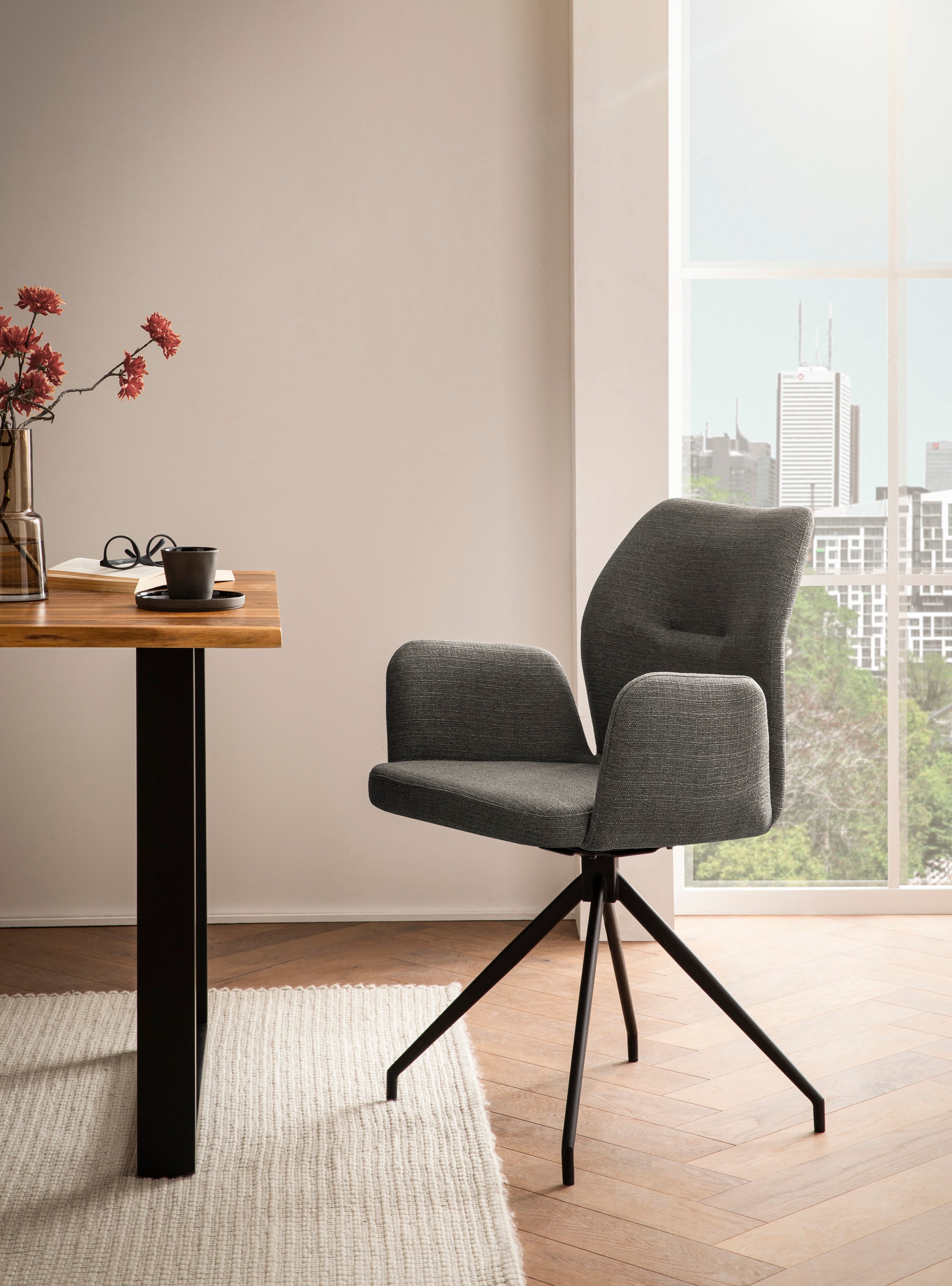 SalesFever Esszimmerstuhl »Taormina Armlehnstuhl« () 1 Stk.Esszimmersessel mit 180° Drehfunktion