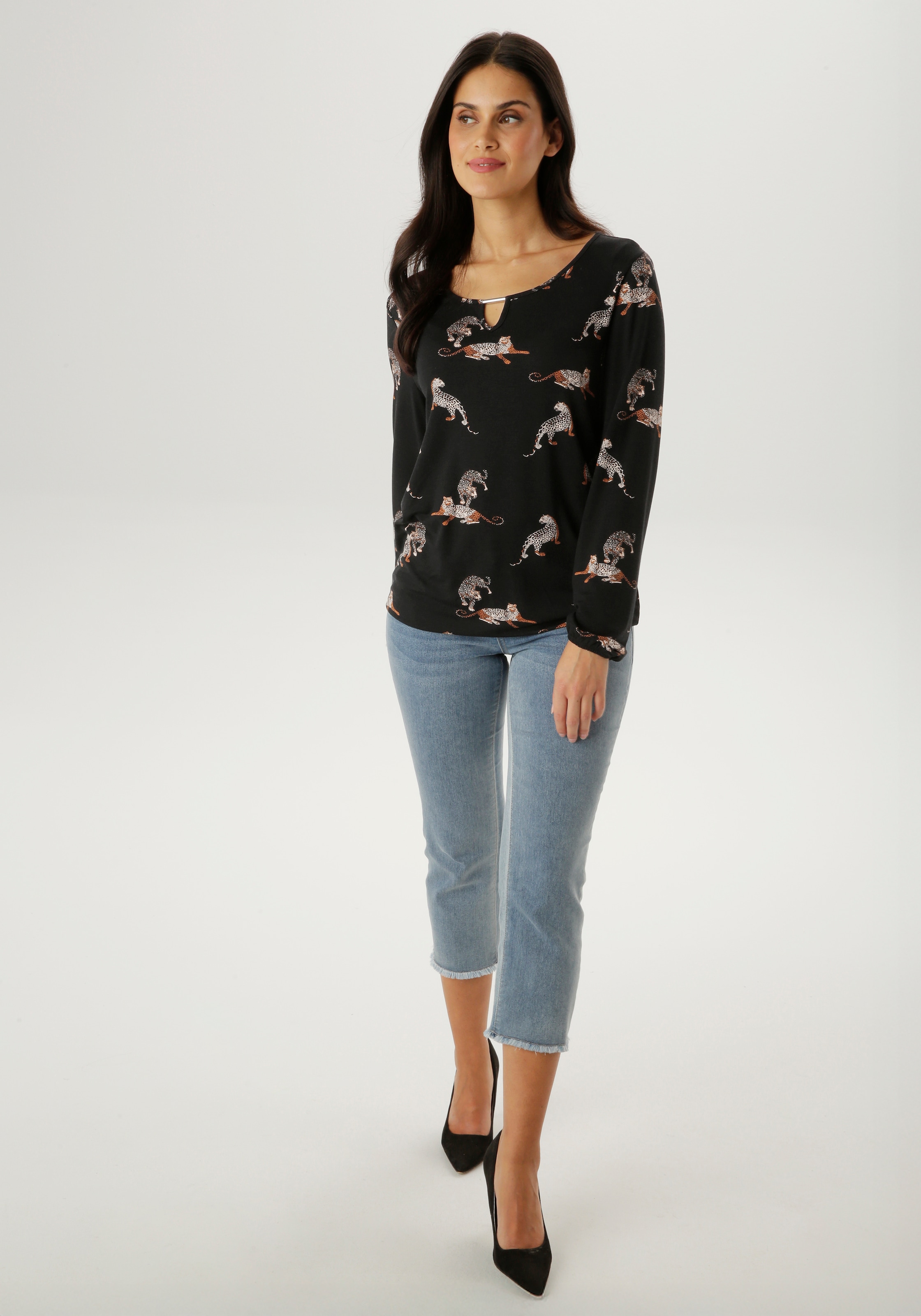 Aniston SELECTED Langarmshirt mit Cut-out und trendigen Leoparden allover - NEUE KOLLEKTION