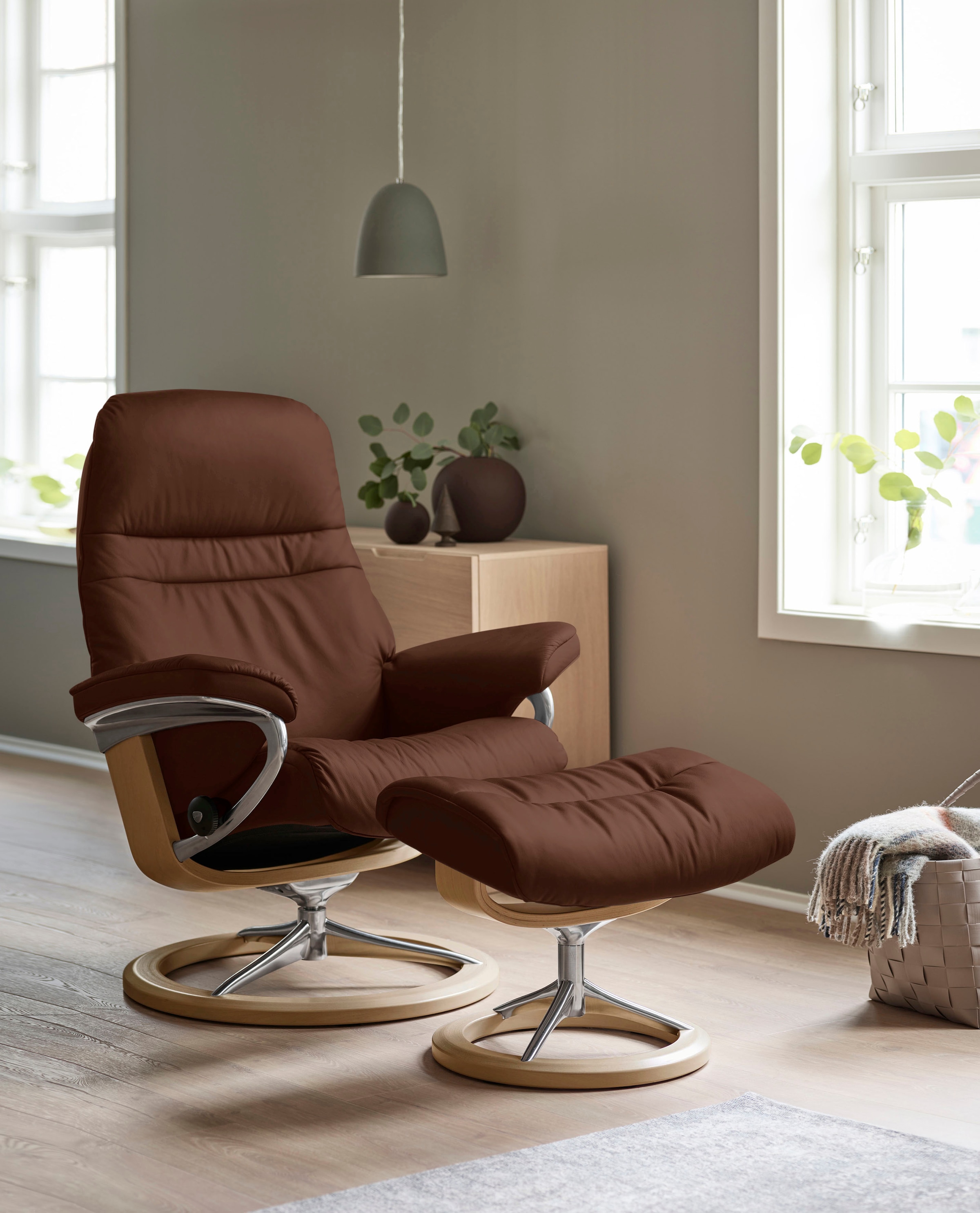 Stressless® Relaxsessel »Sunrise«, (Set, Relaxsessel mit Hocker), mit Signature Base, Größe S, Gestell Eiche