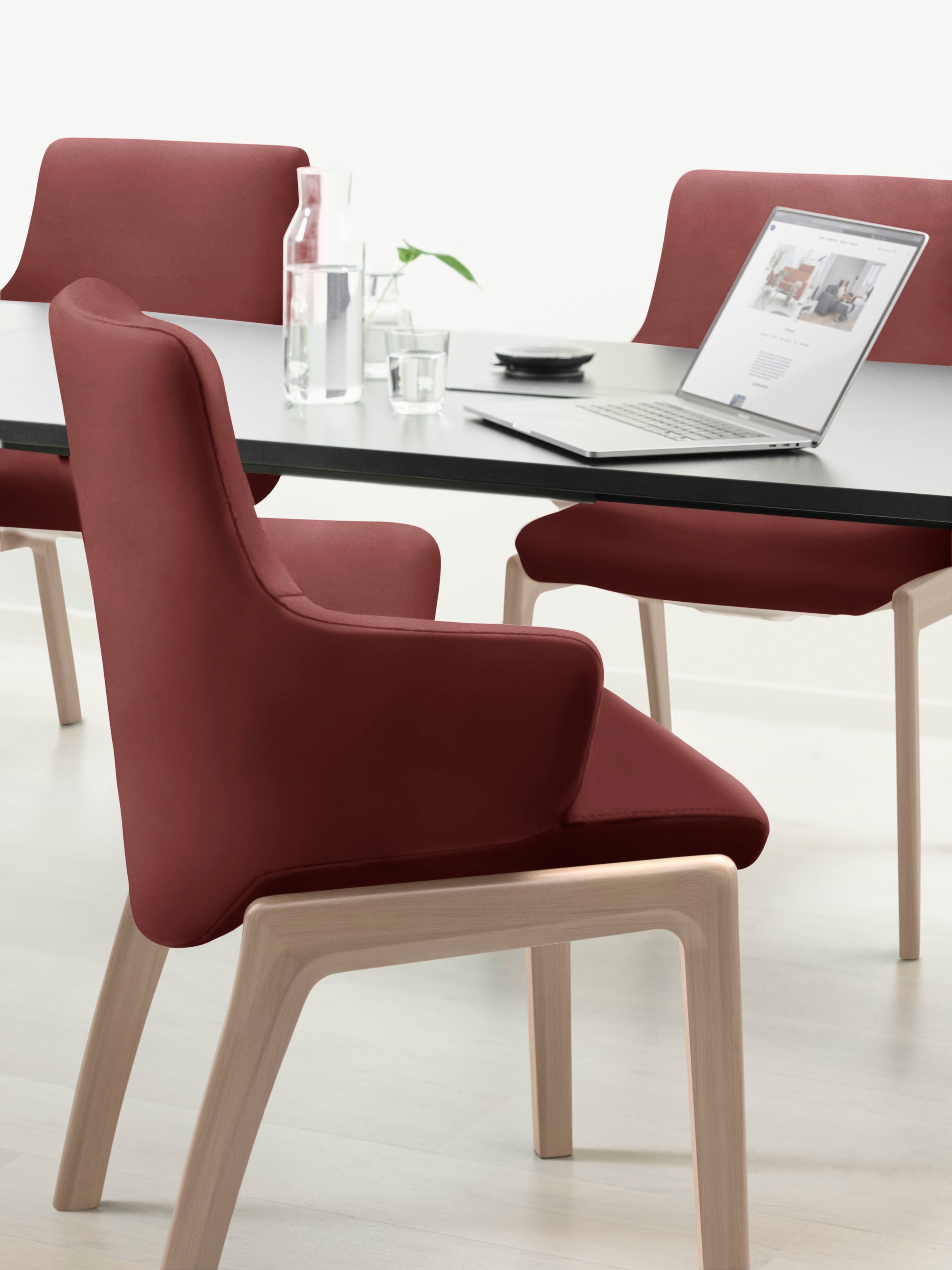 Stressless® Polsterstuhl »Laurel«, Leder PALOMA, Low Back mit Armlehne, Größe L, mit abgerundeten Beinen in Eiche natur