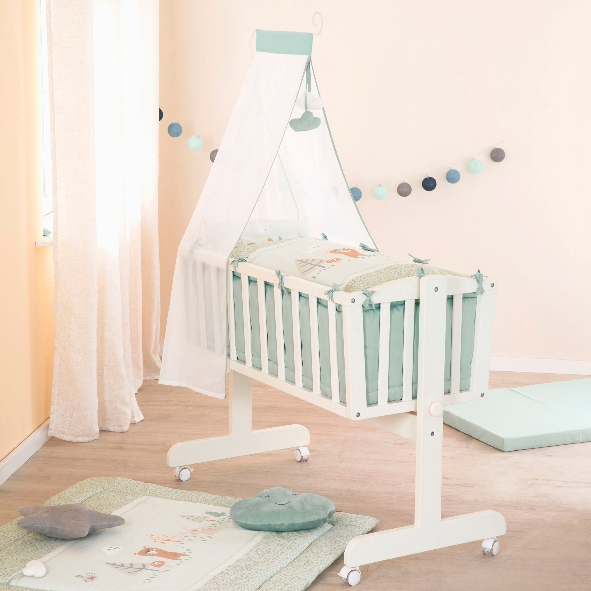 roba® Stubenbett »Woodland Buddies, Komplettwiegenset«, mit Komplettausstattung