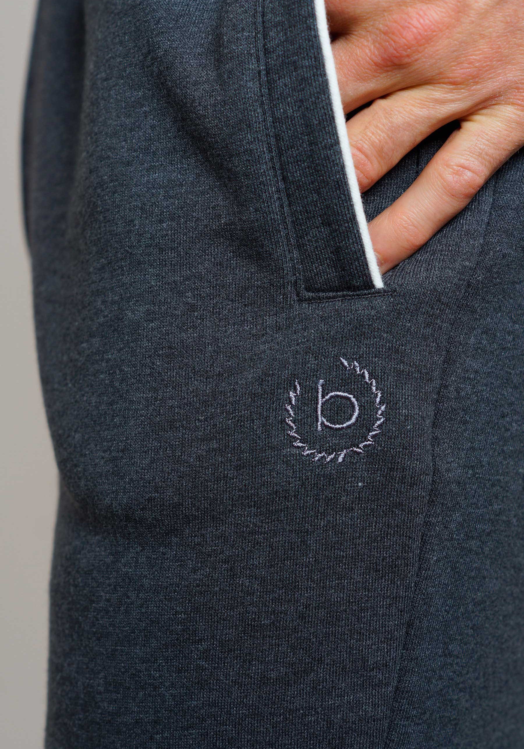 bugatti Pyjamahose, (1 tlg.), locker, lässig, mit Seitentaschen, bequem, weich, wärmend, Baumwollmix