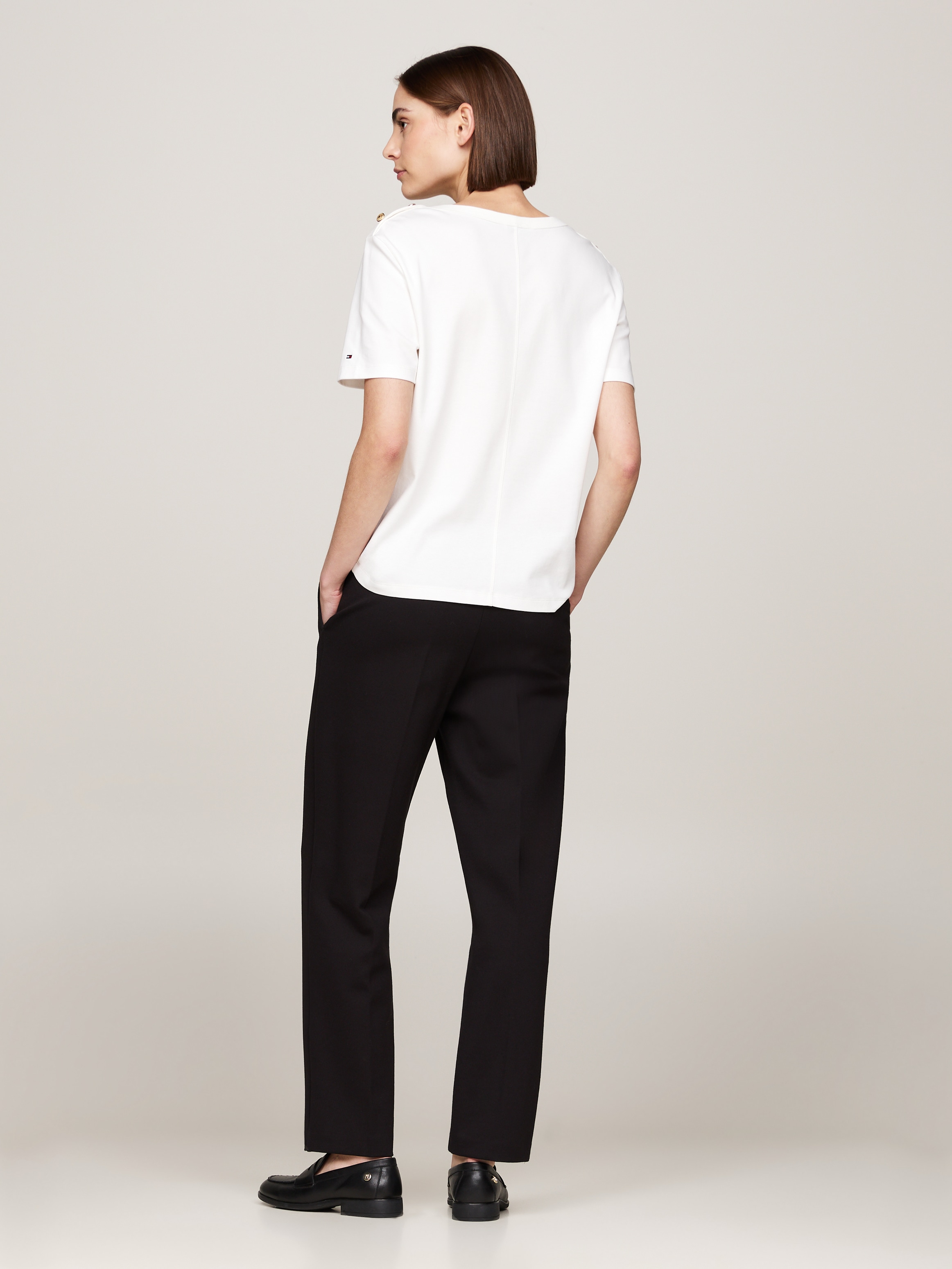 Tommy Hilfiger Rundhalsshirt »REG STRIPE GOLD BTN C-NK SS«, mit goldfarbenem Knopf