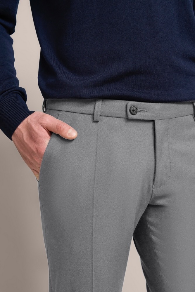 bugatti Stoffhose, mit moderner Form