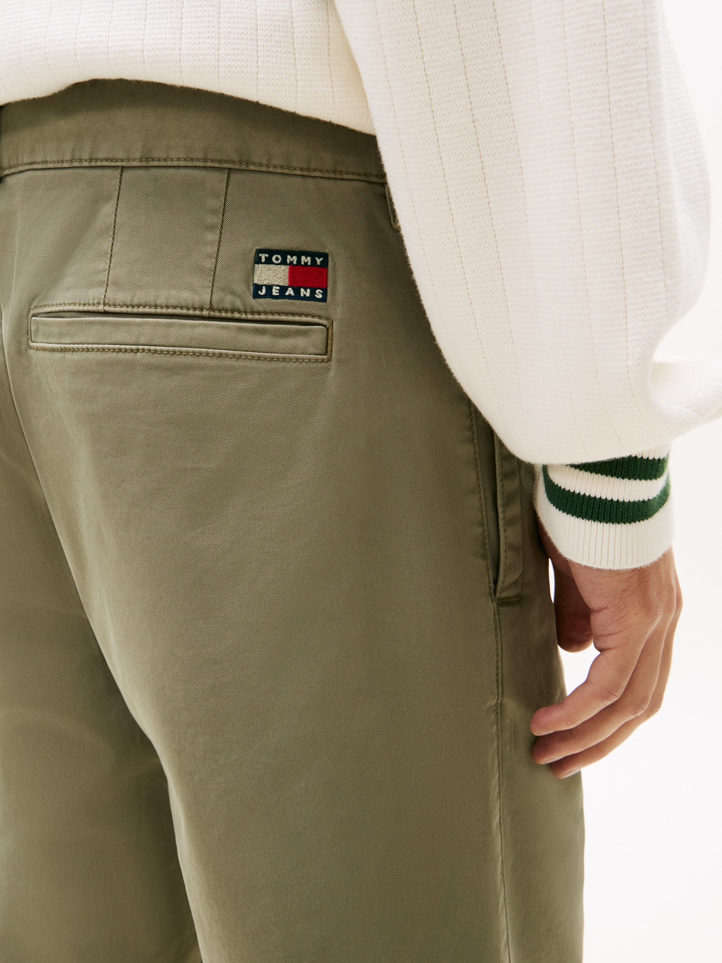 Tommy Jeans Chinoshorts »TJM OTIS COTTON CHINO«  Regular fit mit praktischen Taschen