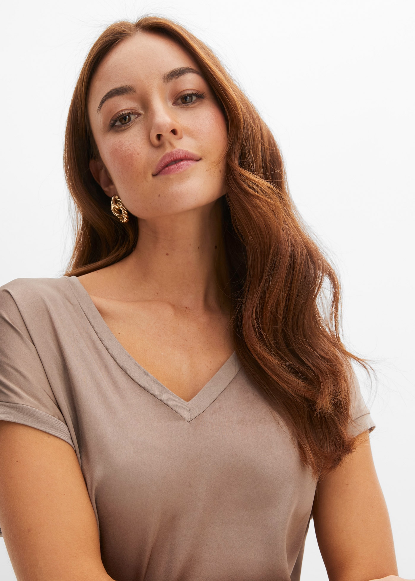 bonprix Blusenshirt Oversize Passform, Kurzarm, Vorderteil aus Satin