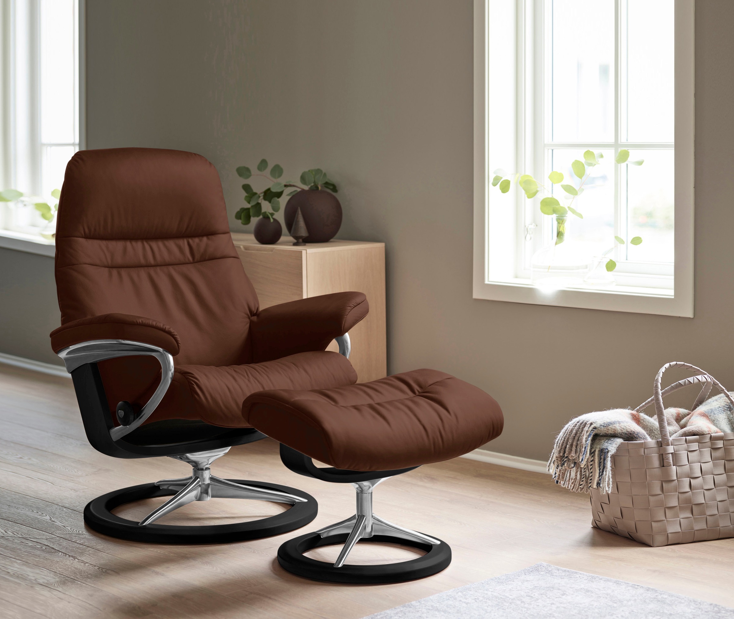 Stressless® Relaxsessel »Sunrise«, (Set, Relaxsessel mit Hocker), mit Signature Base, Größe M, Gestell Schwarz
