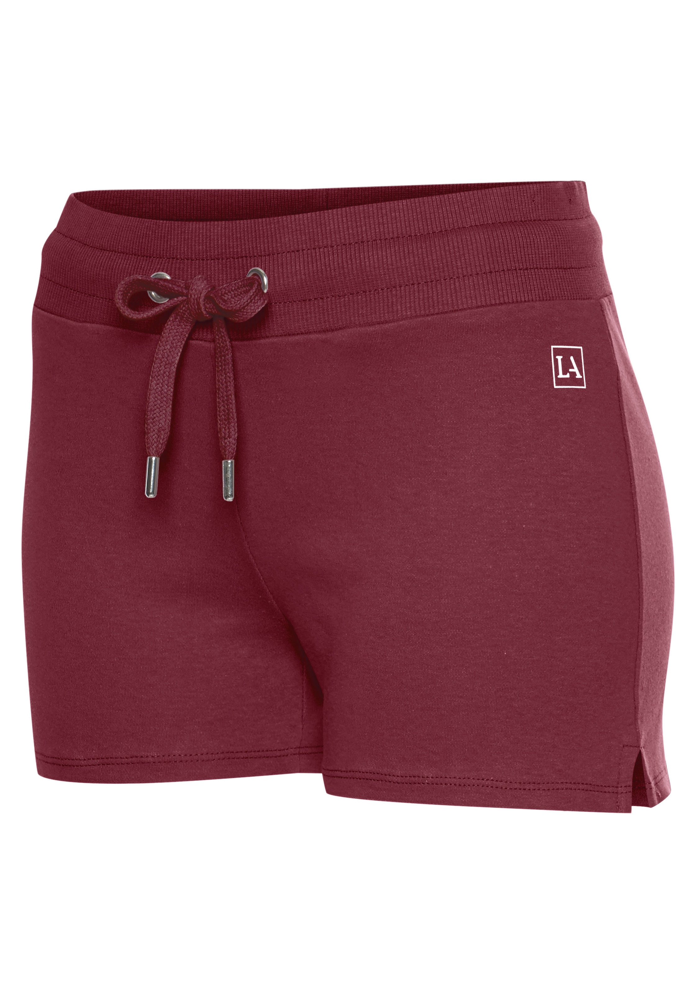 LASCANA ACTIVE Shorts »-Kurze Hose«, mit kleinen Seitenschlitzen