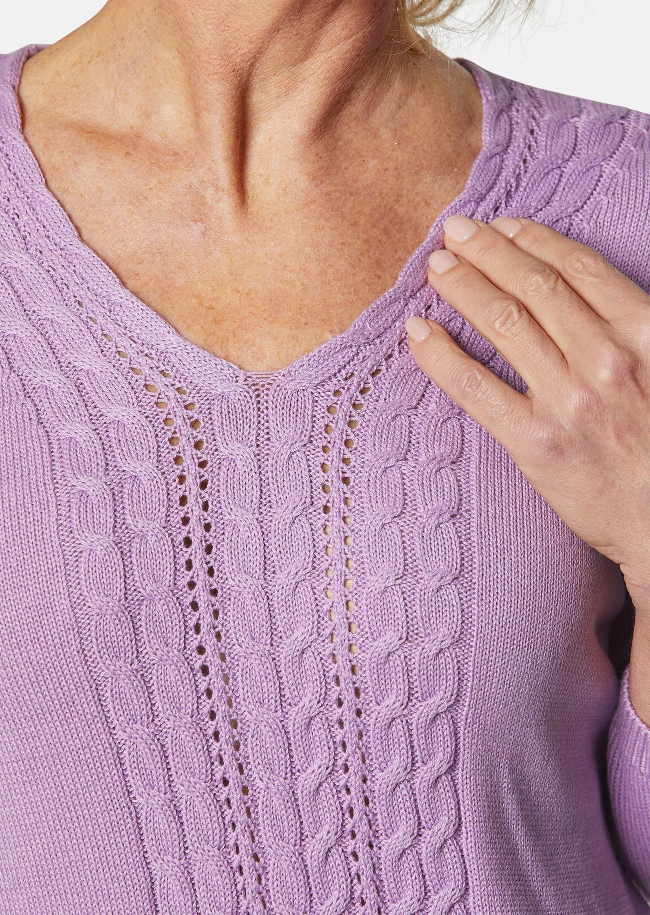 GOLDNER Rundhalspullover »Superweicher V-Pullover in Leichtstrick«