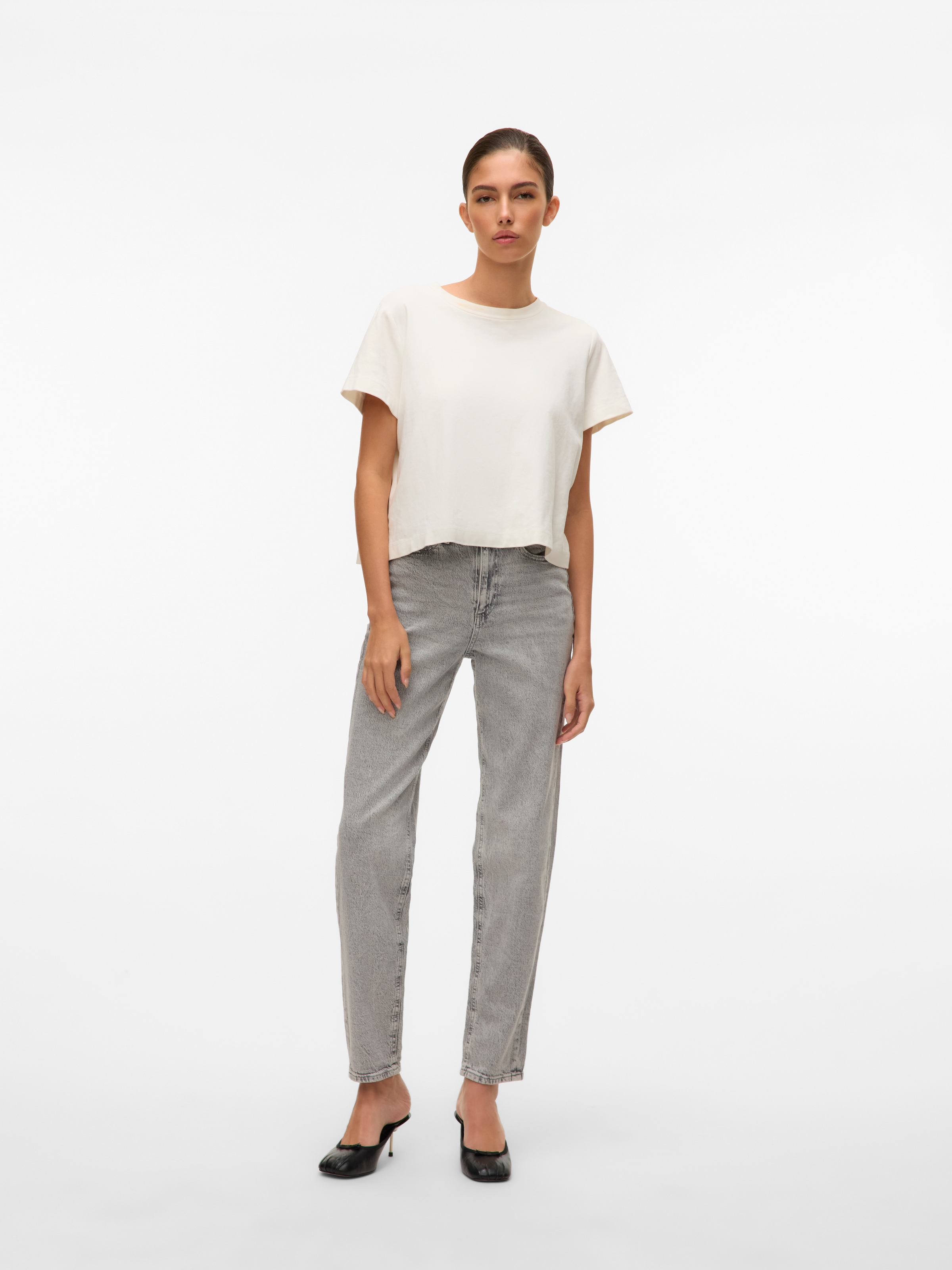 Vero Moda Mom-Jeans »VMTESSA HR MOM JEANS RA207 GA NOOS« Straight Fit Form mit High Waist Bund