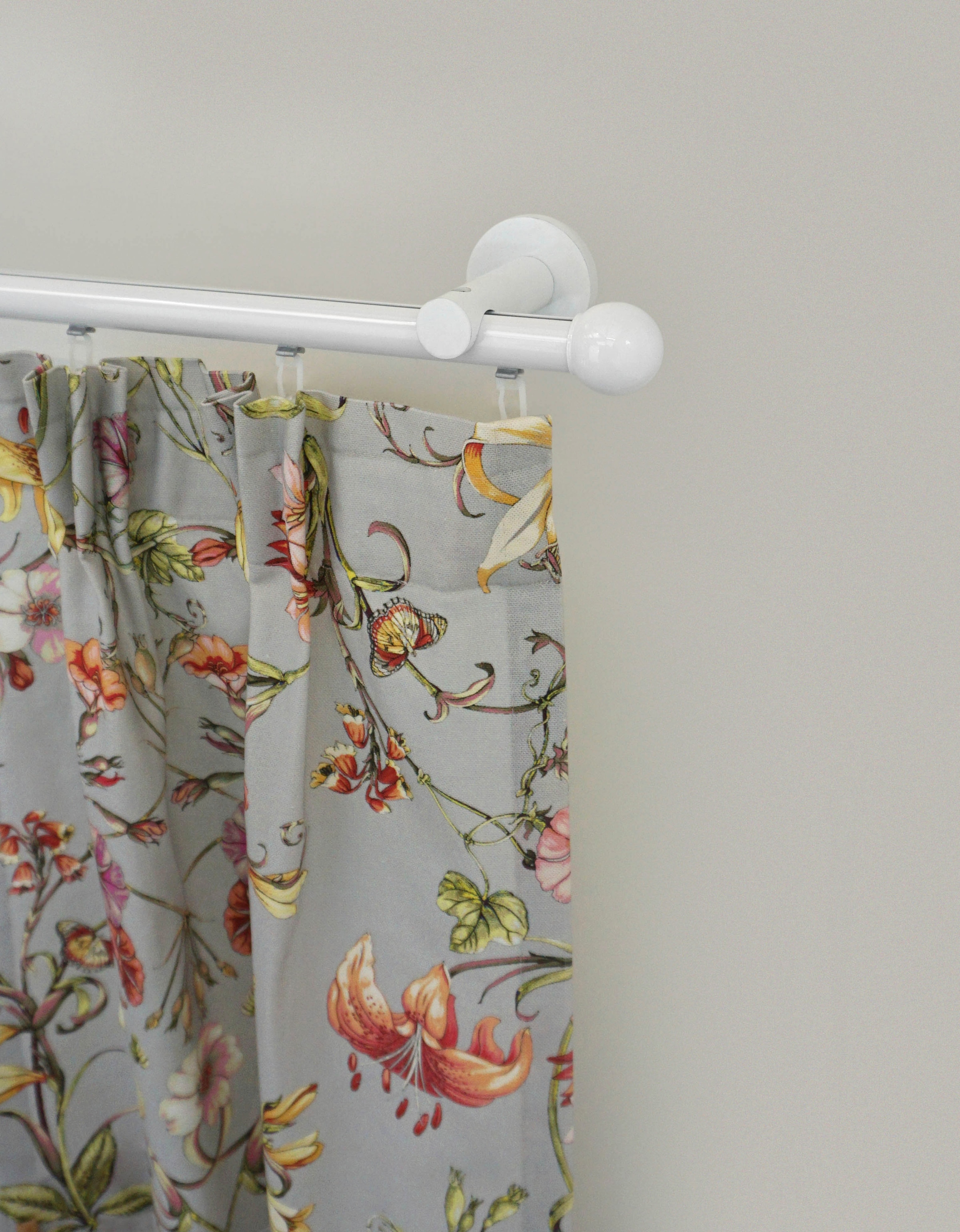 GARESA Gardinenstange »WHITE« Ø 20 mm 1 läufig-läufig Wunschmaßlänge Vorhanggarnitur, Innenlauf, verlängerbar, Endknopf Kugel