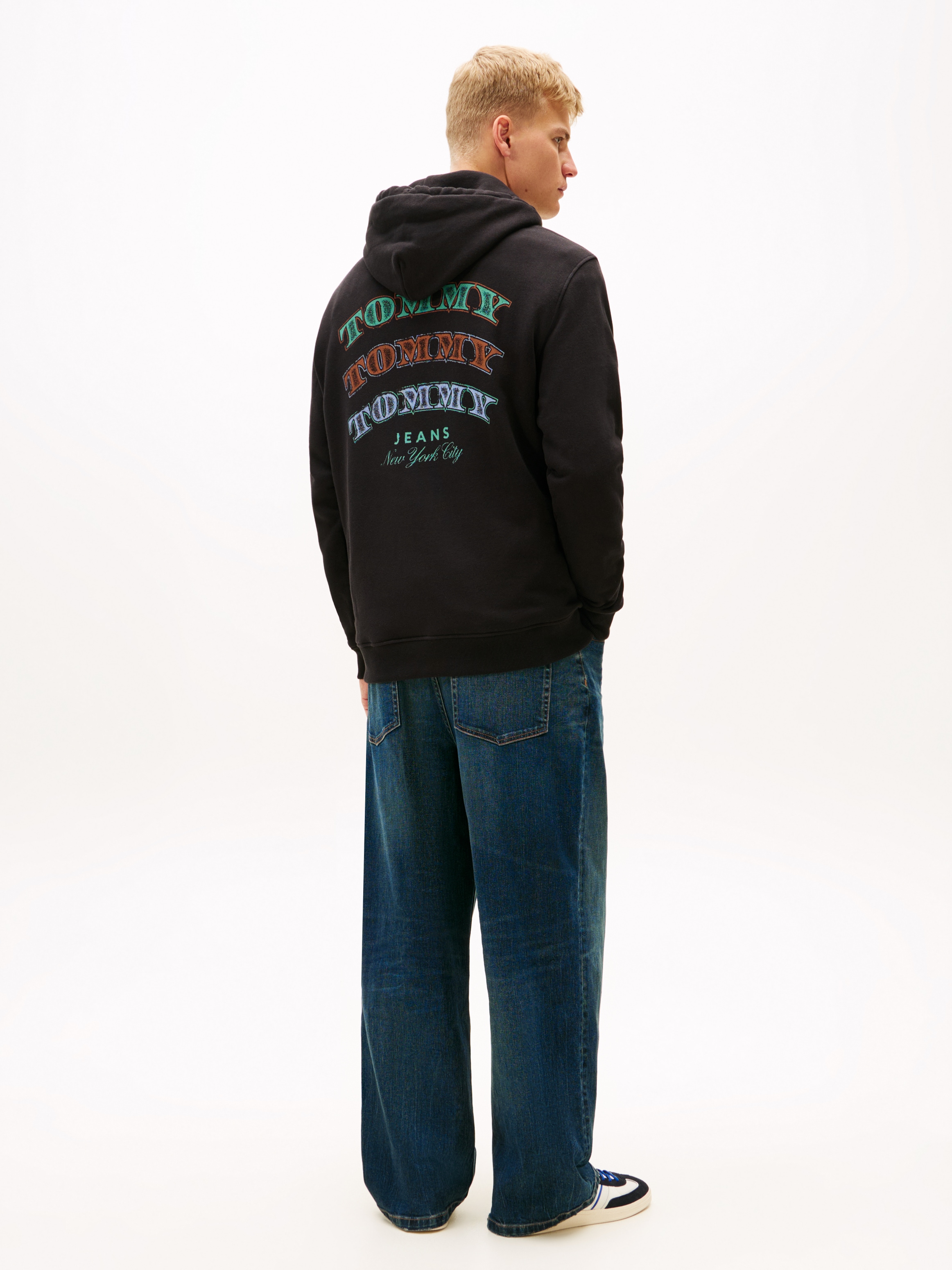 Tommy Jeans Hoodie »TJM DOLLAR STACK«, mehrfarbiger Rückenprint, regular fit
