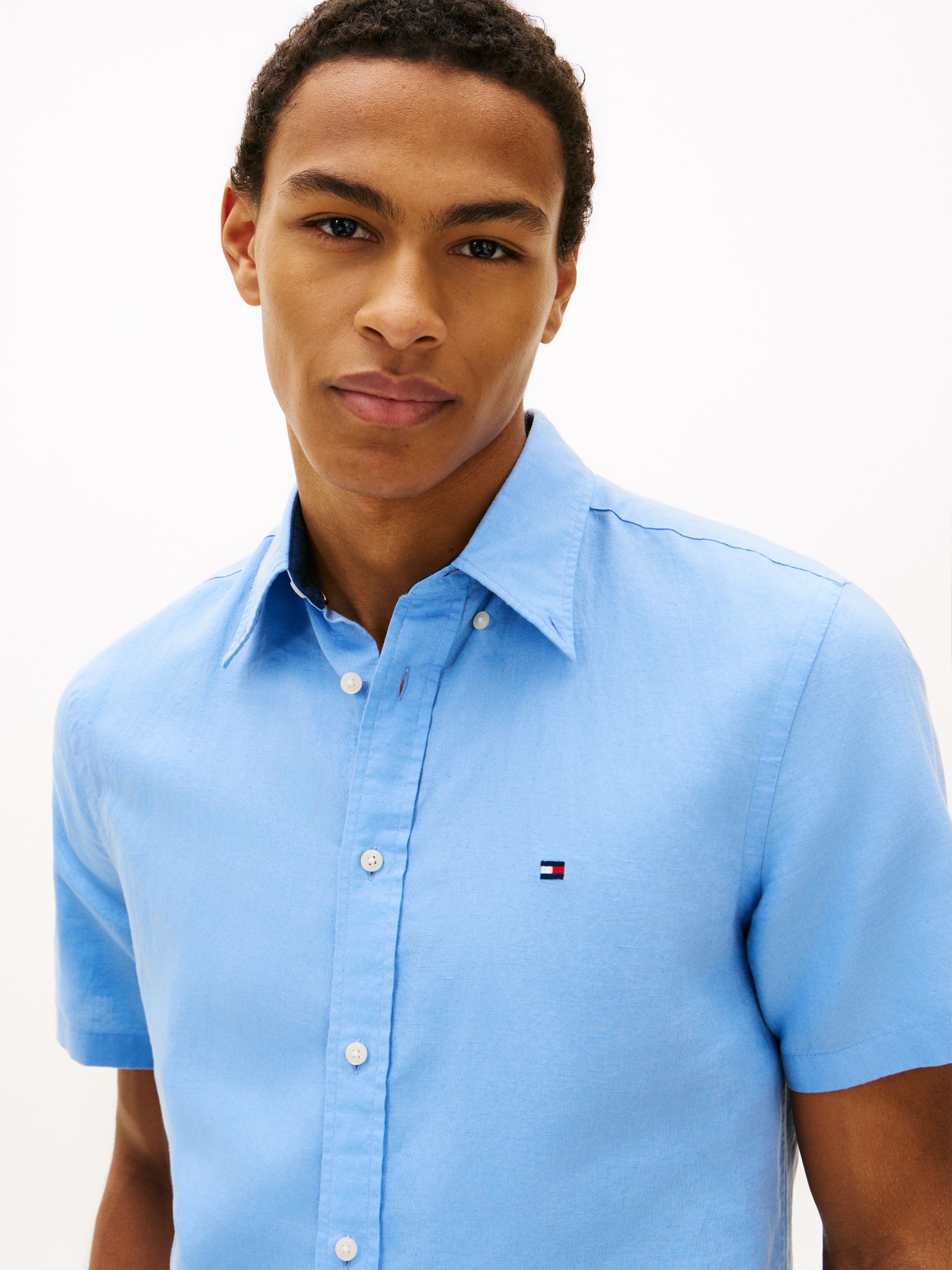 Tommy Hilfiger Kurzarmhemd »LINEN BLEND SOLID« aus einem Baumwoll-Leinen-Mix