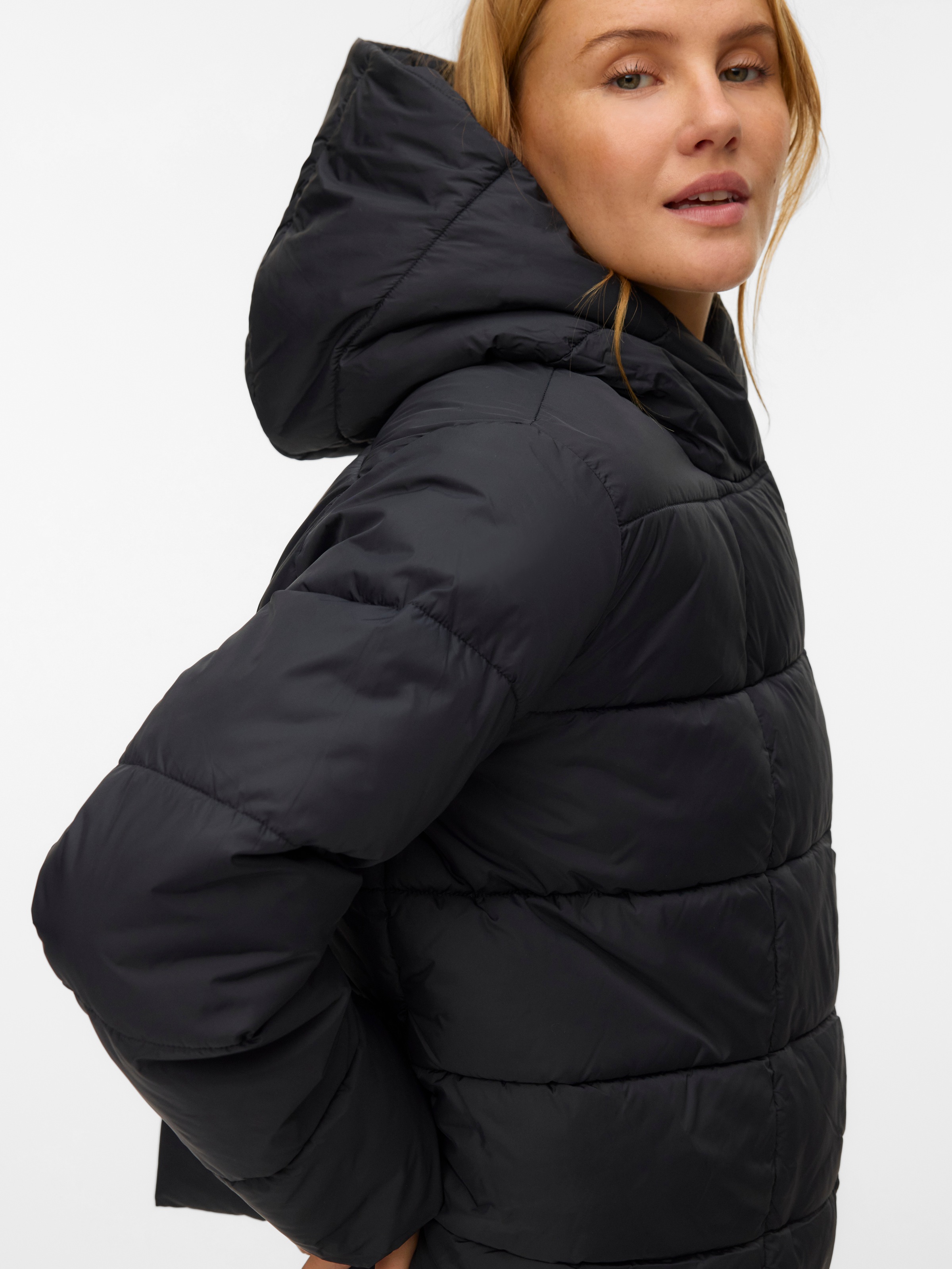 Vero Moda Steppjacke »VMBELINDA SHORT JACKET GA NOOS« mit Kapuze