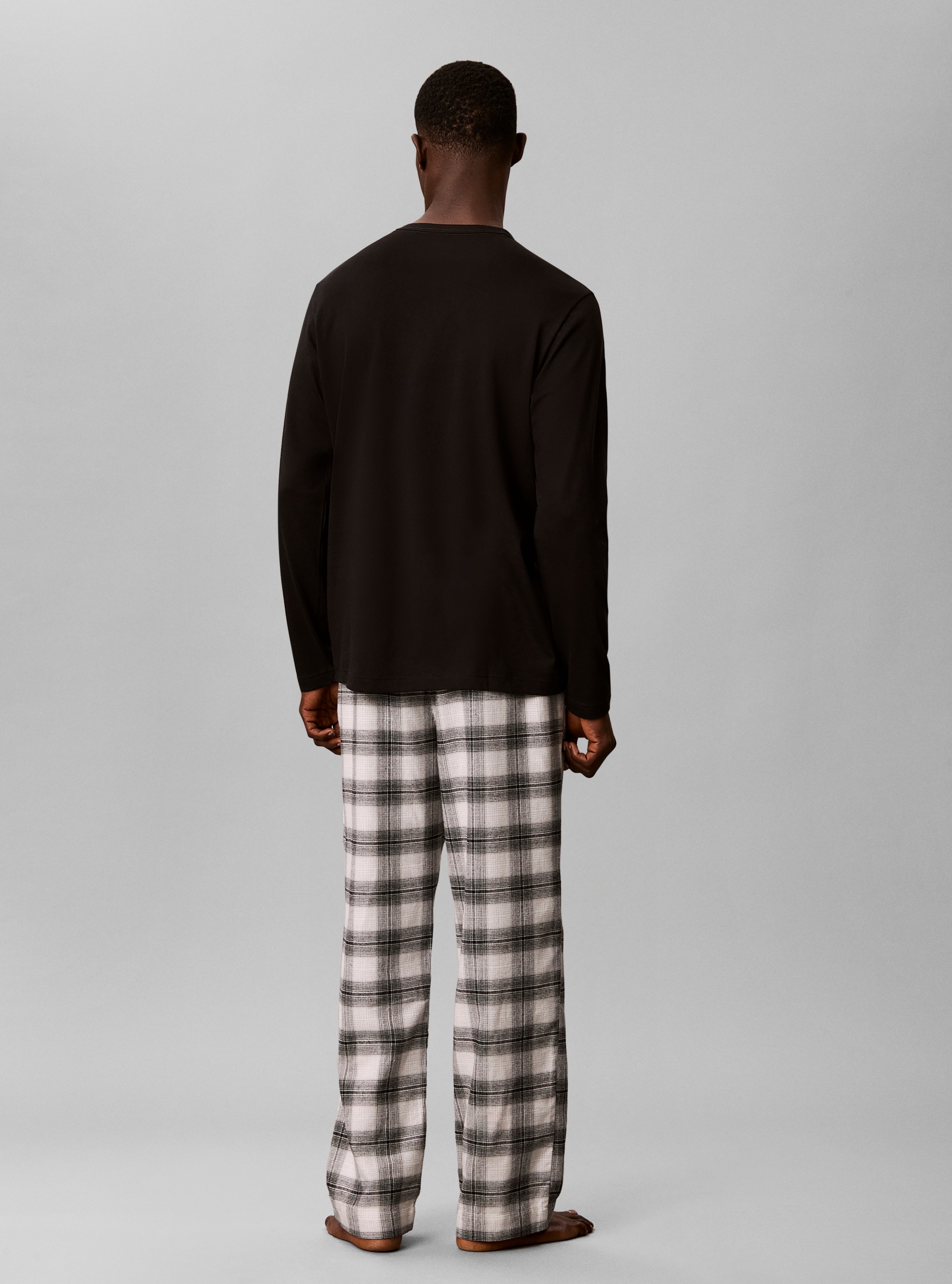 Calvin Klein Underwear Schlafanzug »LS TEE PANT SET« Mit elastischem Bund