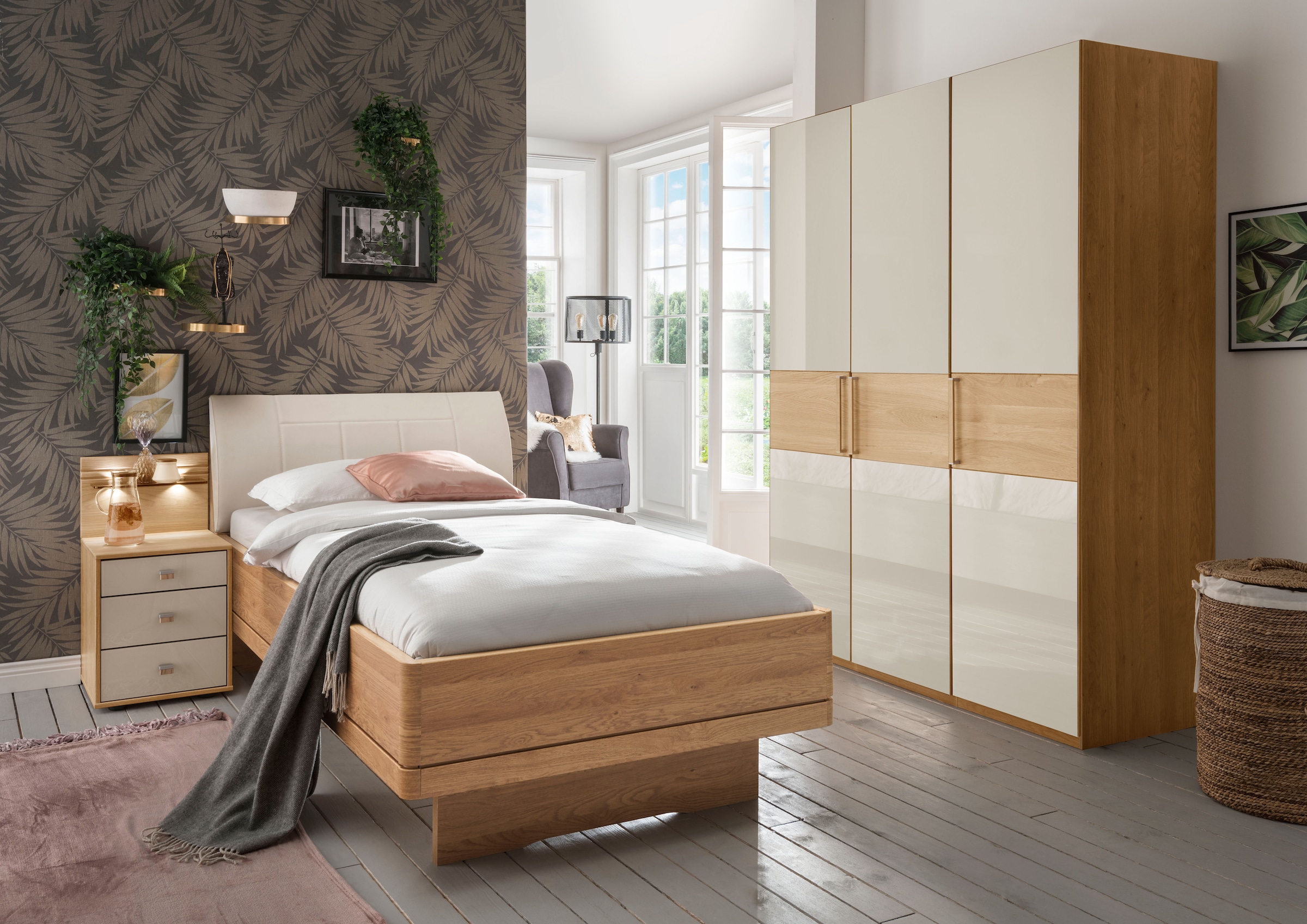 WIEMANN Drehtürenschrank »Kiruna« mit Champagnerglas