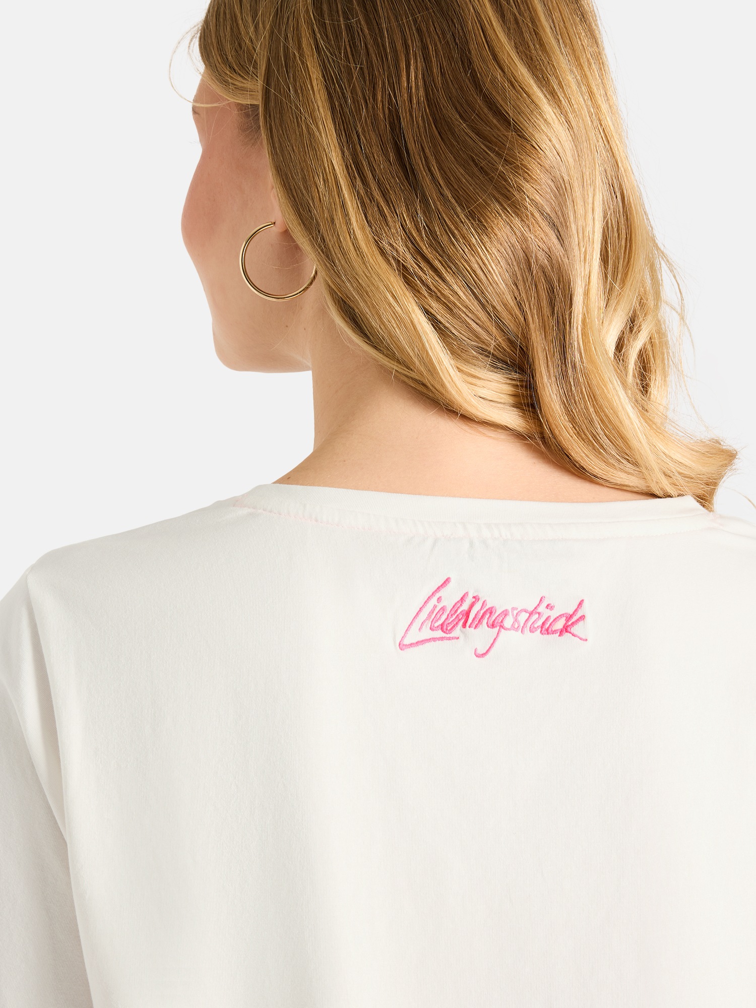 Lieblingsstück T-Shirt »TuliaL« mit verzierter Brusttasche, Rundhals, bestickt