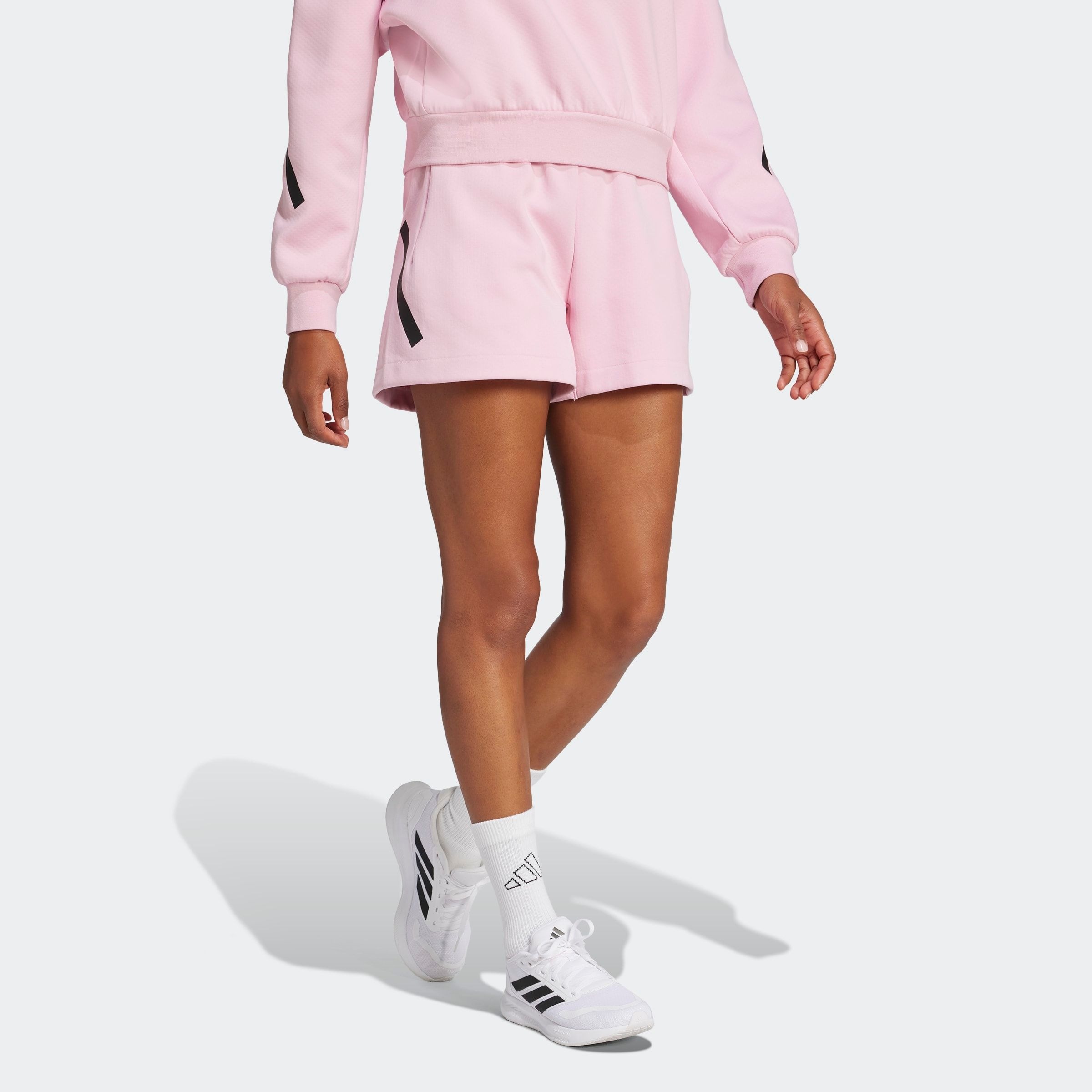 adidas Sportswear Shorts »W Z.N.E. SHORT«, (1 tlg.)