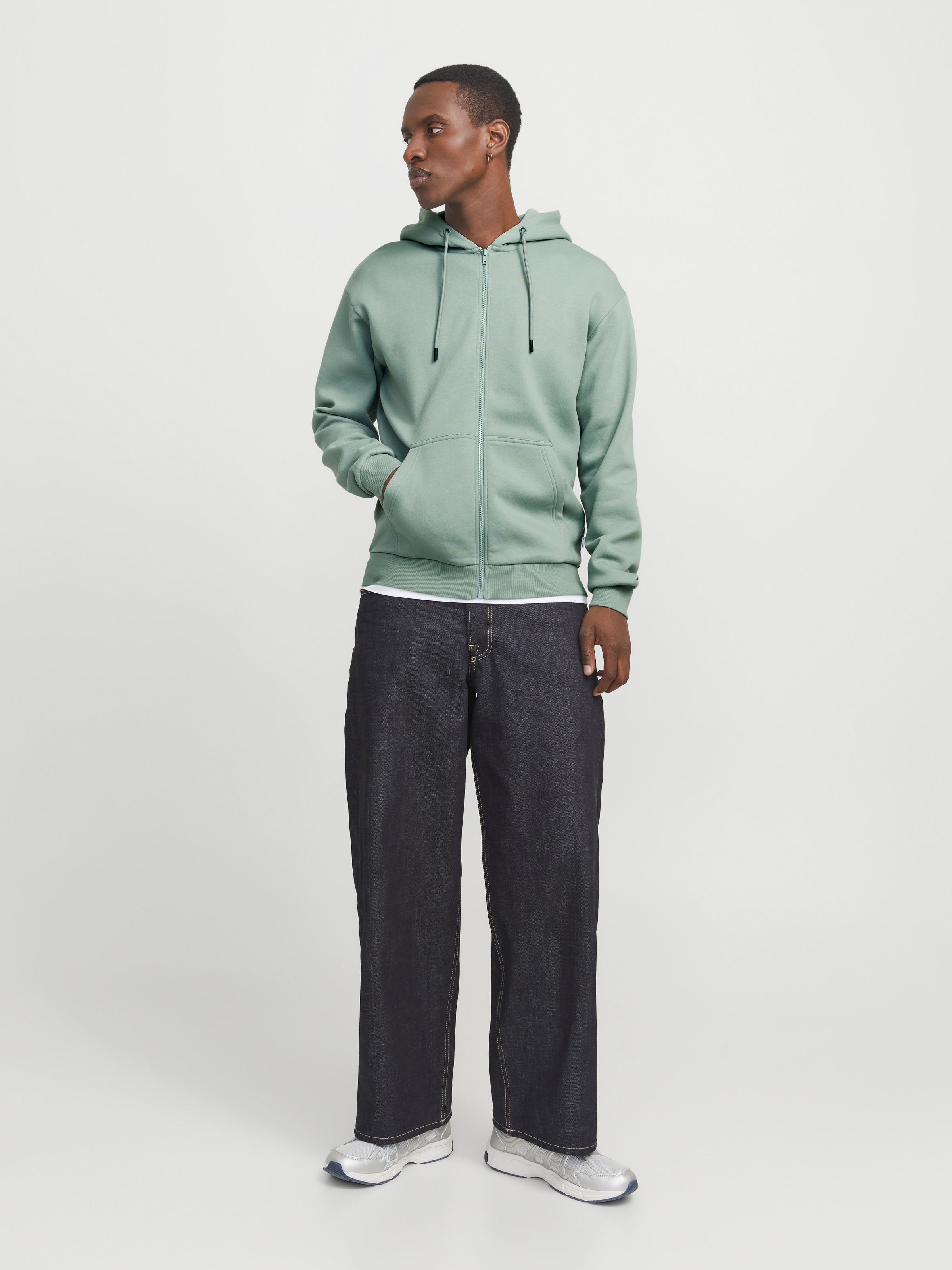 Jack & Jones Kapuzensweatjacke »JJEBRADLEY mit Kapuze, ideal für kalte Jahreszeit«, mit Kapuze