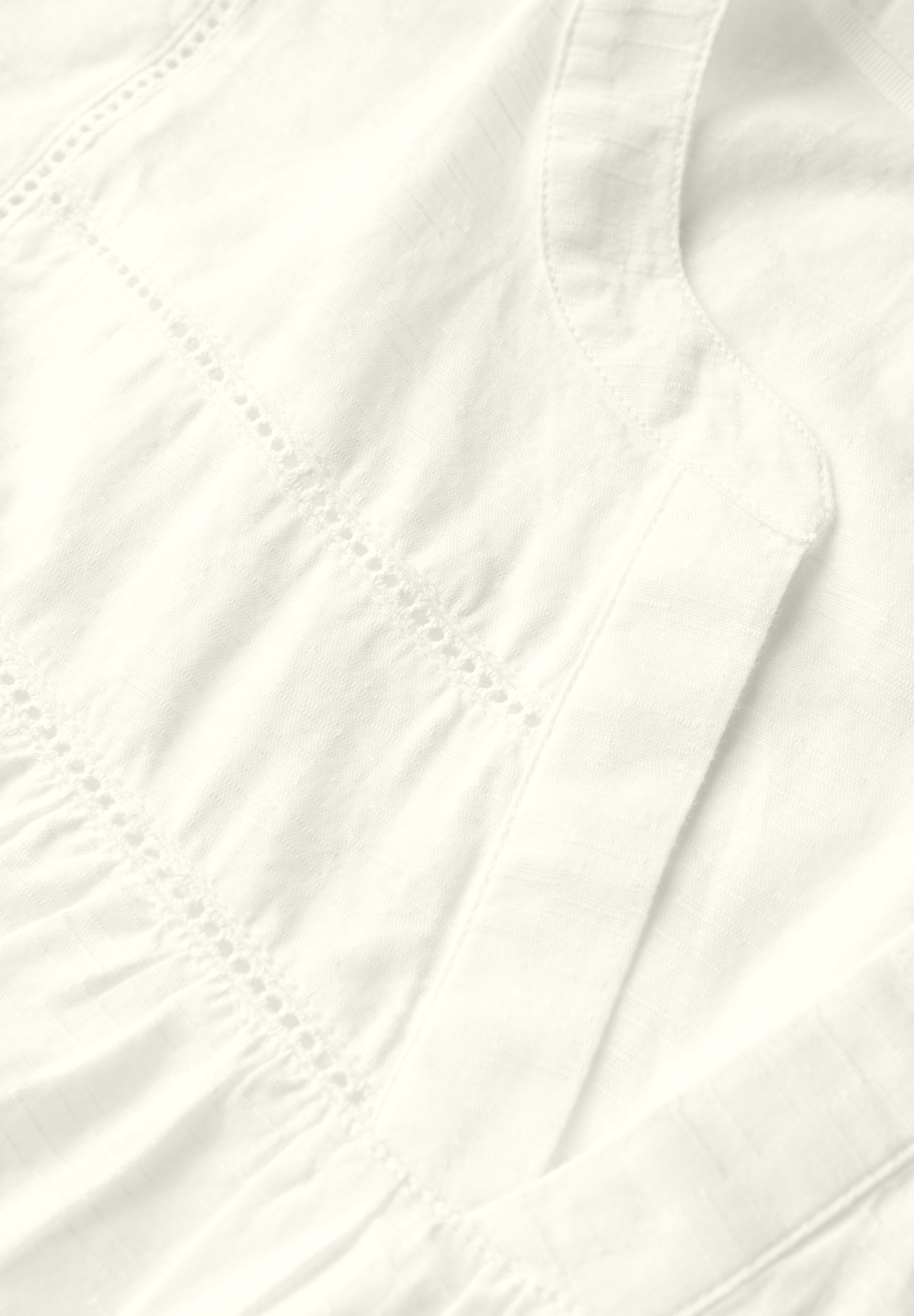STREET ONE Shirtbluse, mit Tape-Details