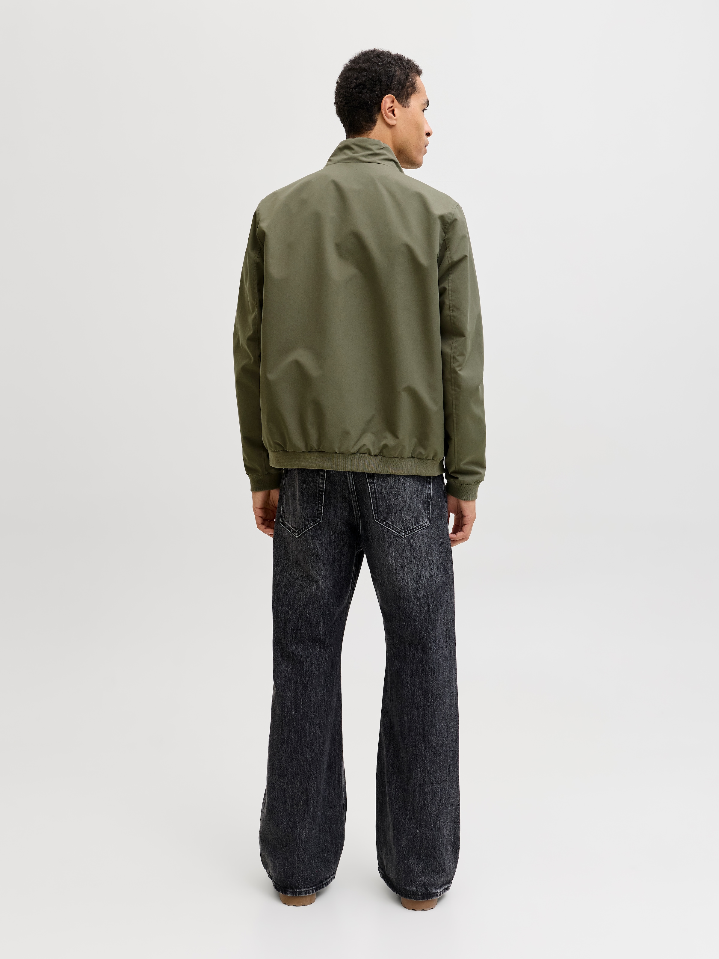 Jack & Jones Blouson »JJERUSH Stylisch, funktional, ideal für Herbst, pflegeleicht« ohne Kapuze mit stylischem Stehkragen