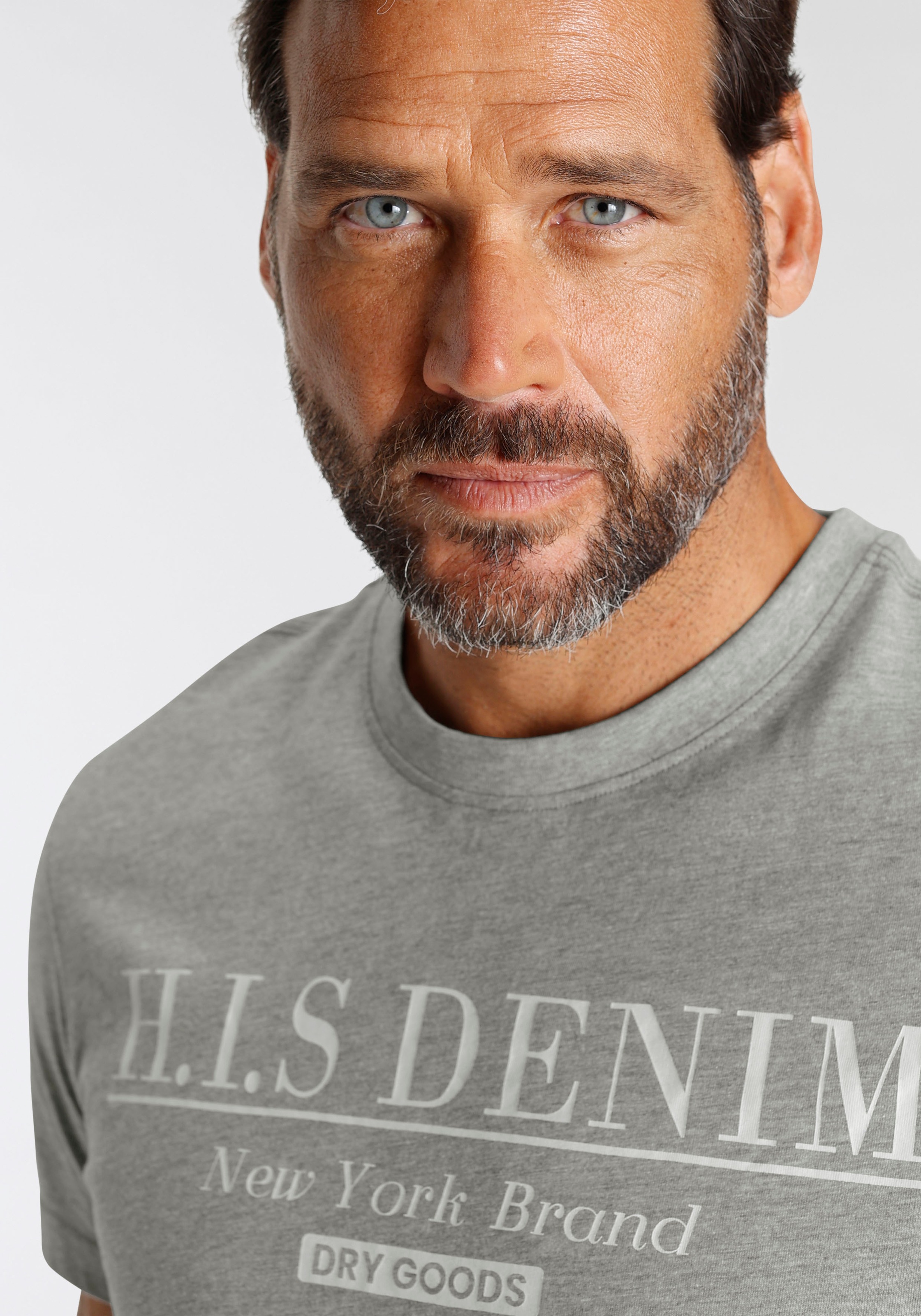 H.I.S T-Shirt, schmale Passform, bedrucktes Design, Rundhalsausschnitt