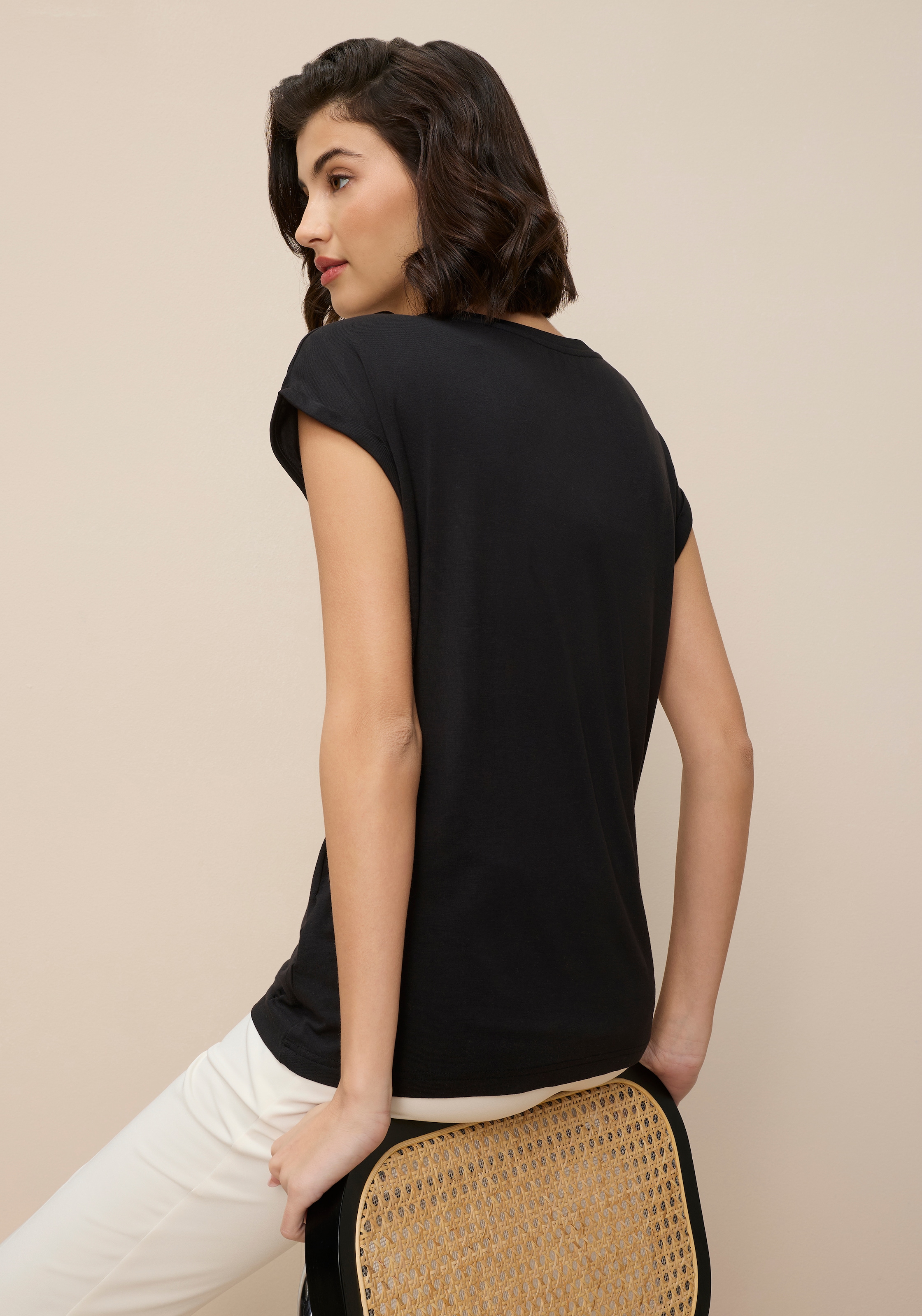 Tamaris T-Shirt Regular Fit, mit überlappenden Schultern, Kurzarm mit Aufschlag