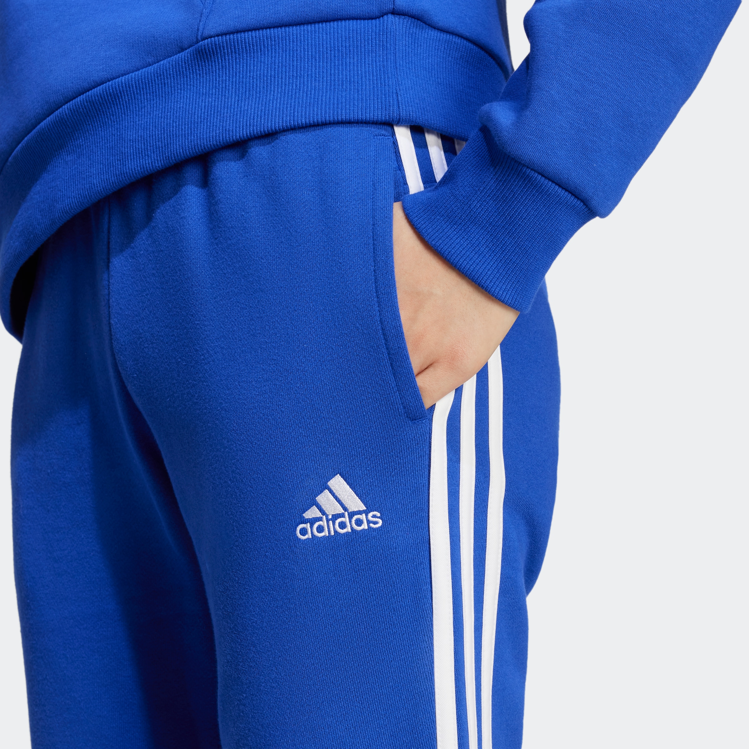 adidas Sportswear Sporthose »ESSENTIALS 3STREIFEN FRENCH TERRY CUFFED HOSE«, (1 tlg.)