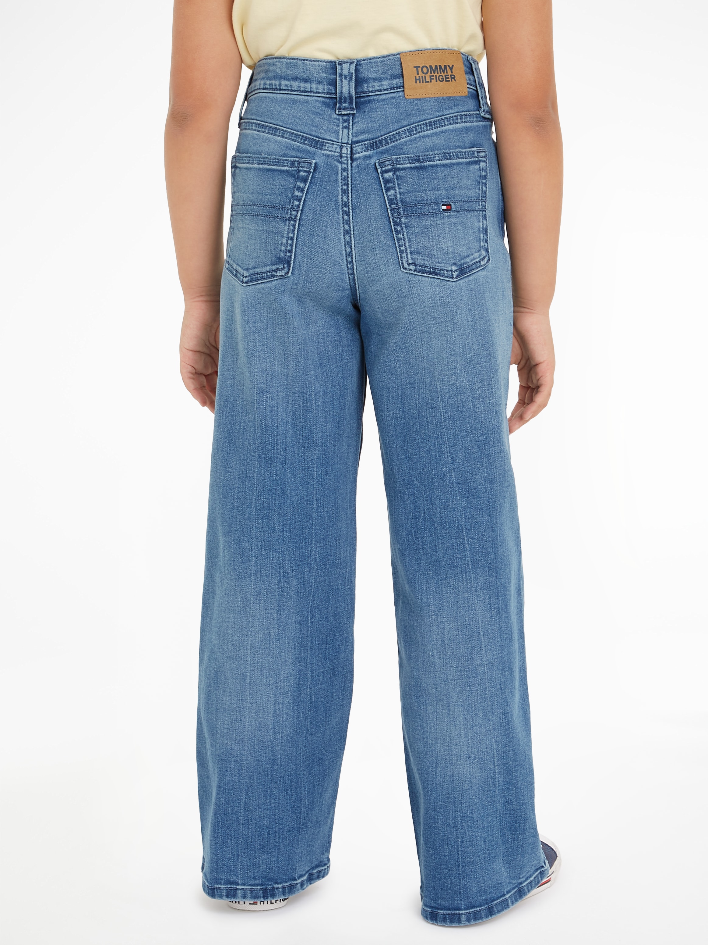 Tommy Hilfiger Straight-Jeans »MABEL VINTAGE STRAIGHT DENIM«, Kinder bis 16 Jahre mit Logostickerei