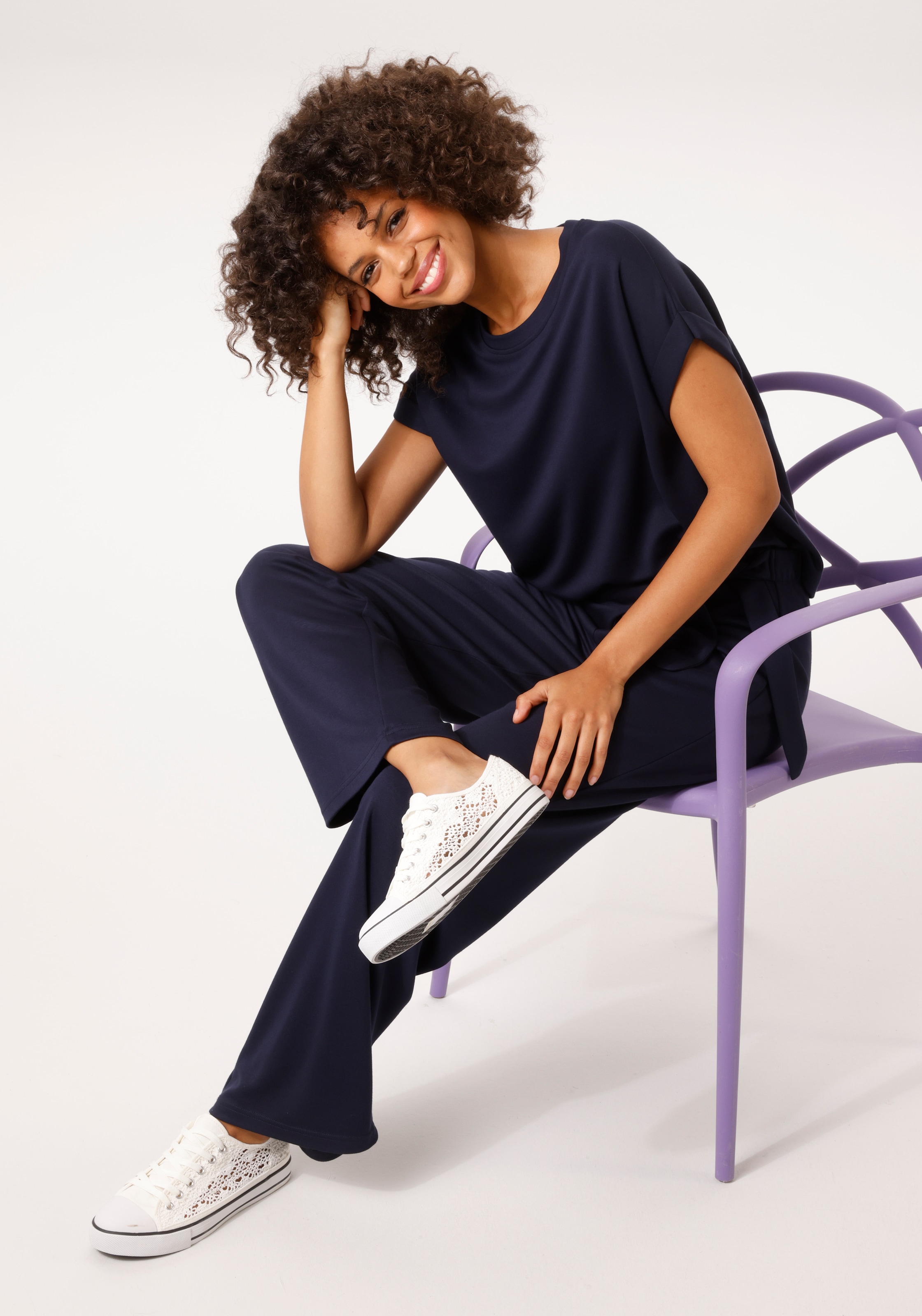 Aniston CASUAL T-Shirt mit fixiertem Ärmel-Umschlag - NEUE KOLLEKTION