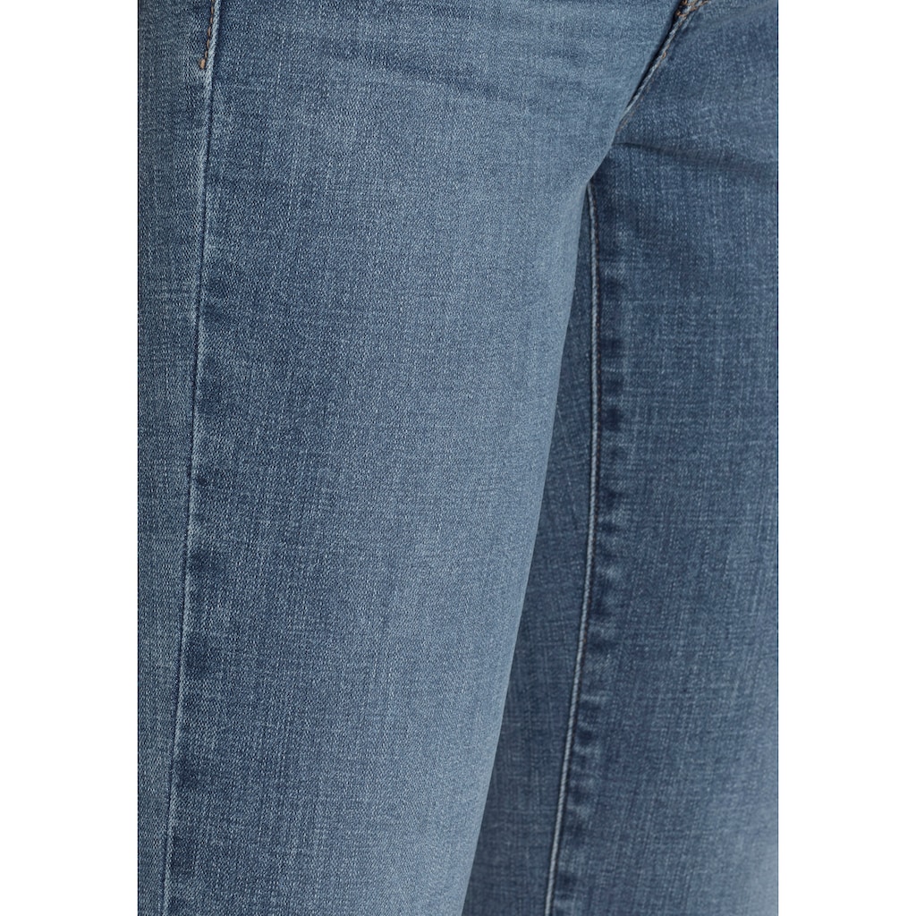 Levi's® Gerade Jeans »314 Shaping Straight«