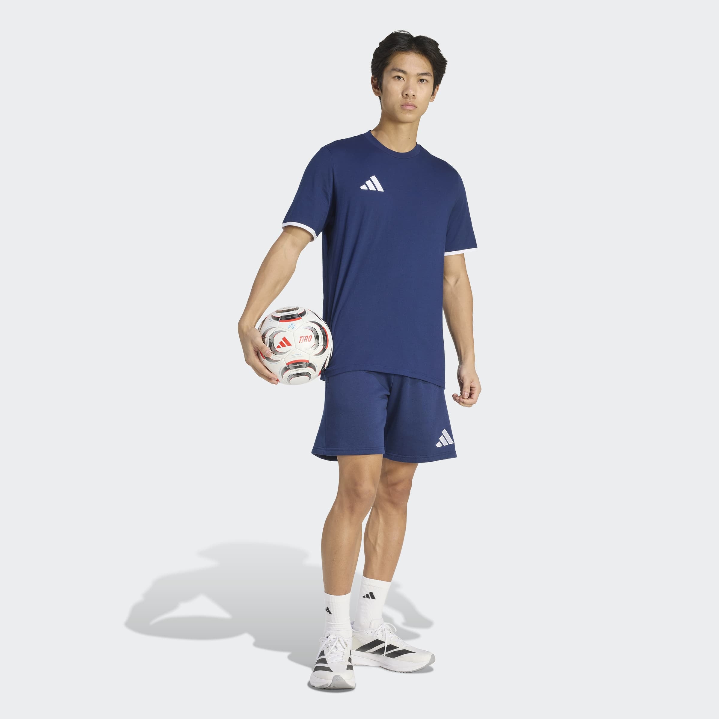 adidas Performance Trainingsshirt »ENTRADA26« für Fußball und Freizeit, sportlicher Stil, Single Jersey Material