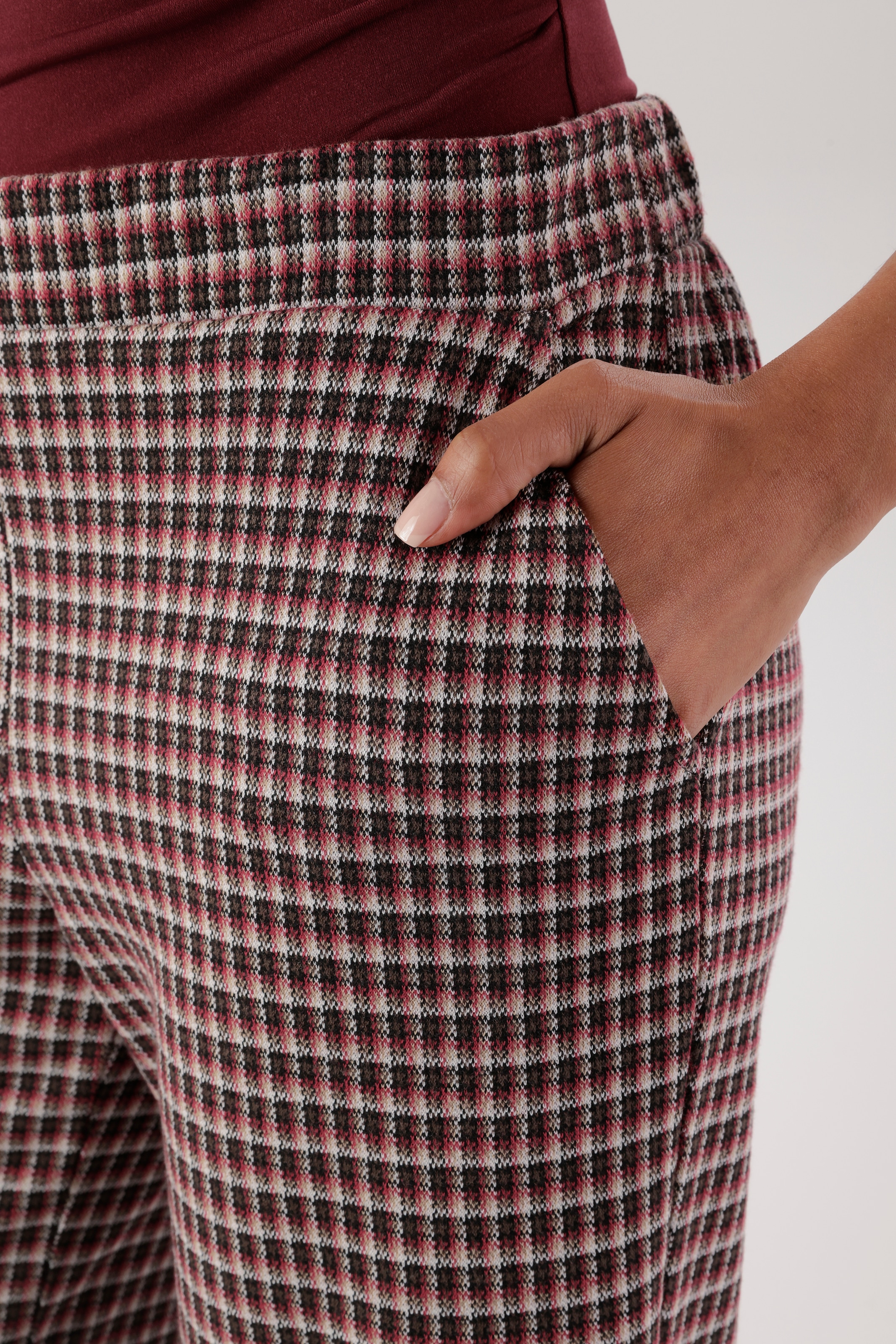 Aniston SELECTED Schlupfhose  Klassisches Karomuster - NEUE KOLLEKTION