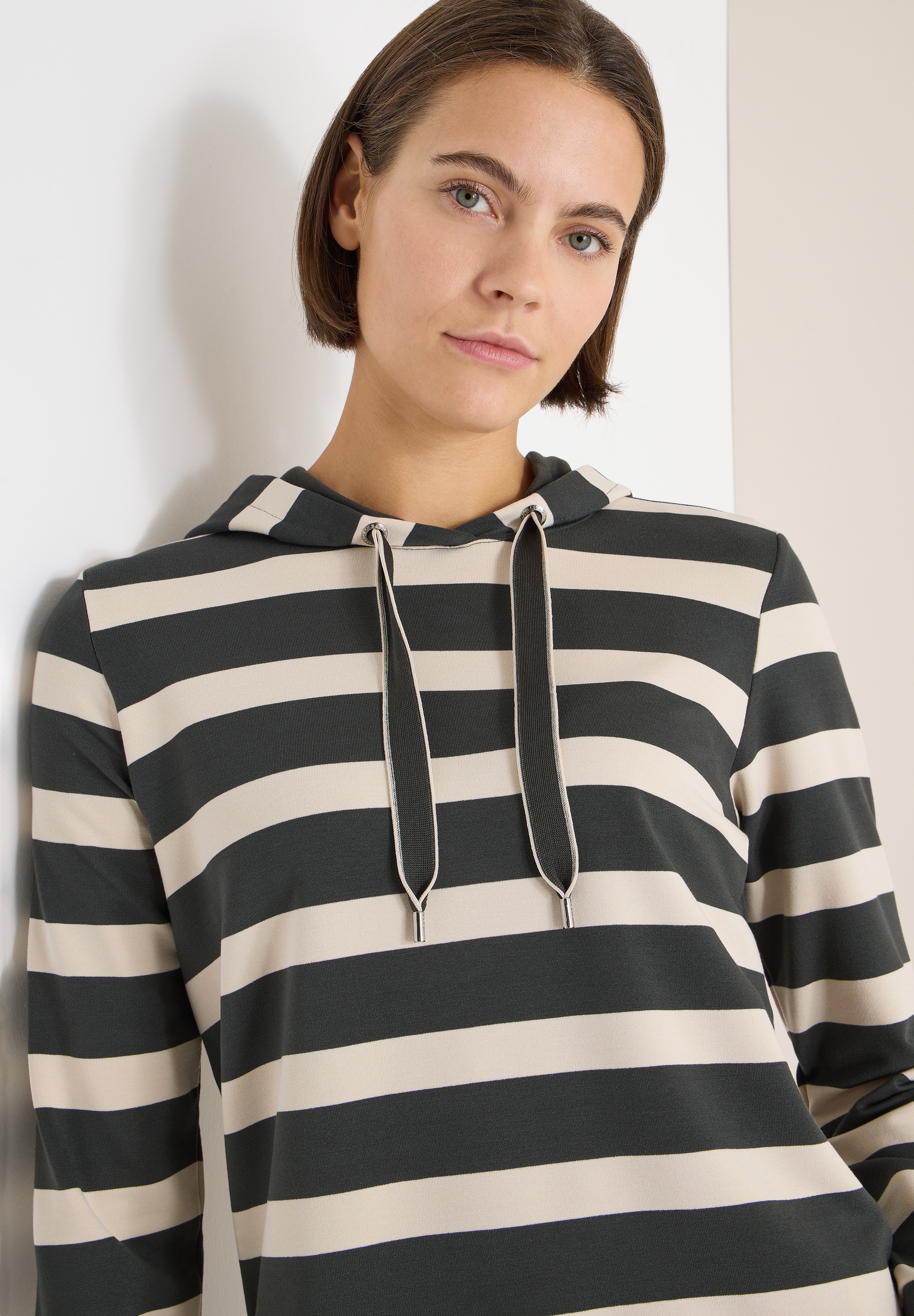 Cecil Kapuzensweatshirt , im Streifen-Design
