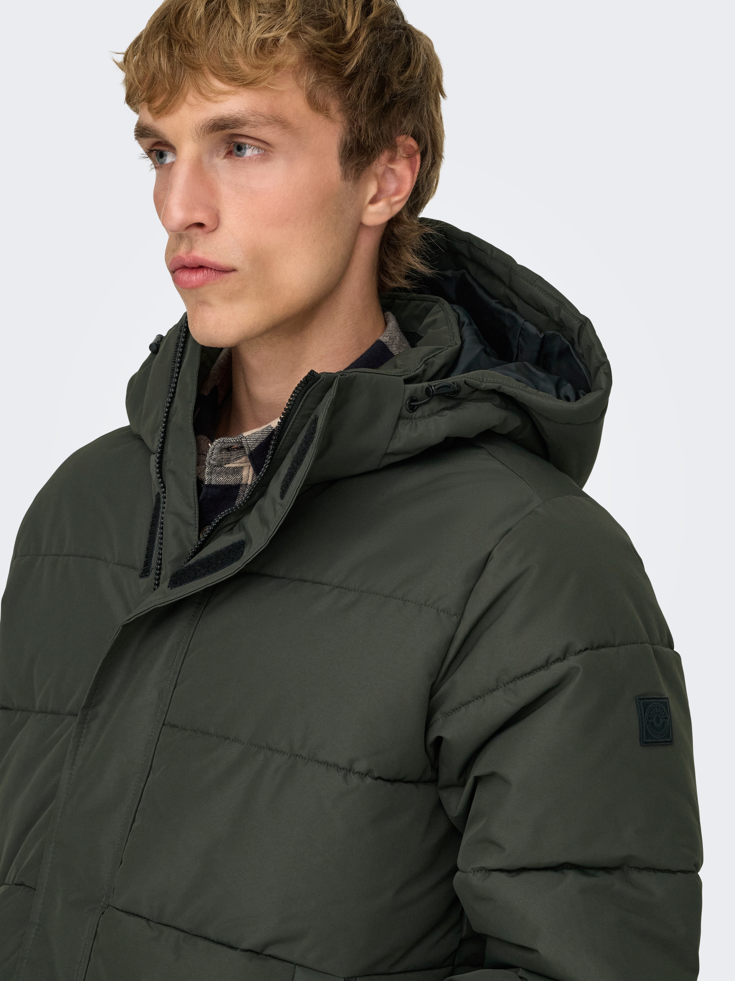 ONLY & SONS Steppjacke »ONSCARL LIFE LONG QUILTED COAT NOOS OTW« mit Kapuze