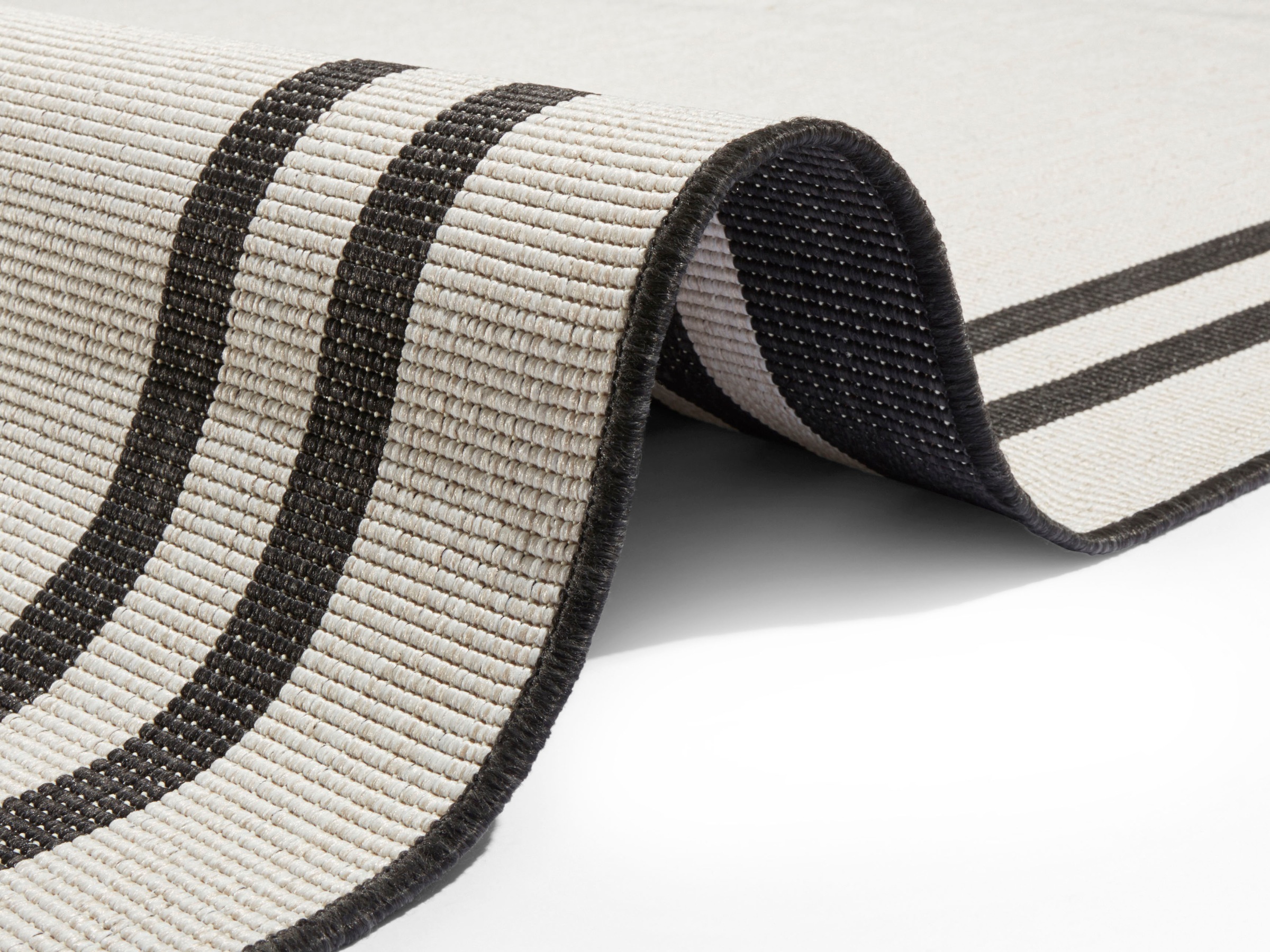 NORTHRUGS Teppich »Manito«, rechteckig, 5 mm Höhe, In-und Outdoor geeignet, Robust, Pflegeleicht, Flachgewebe, Wendbar