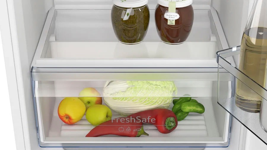 NEFF Einbaukühlschrank N 30 »KI1211SE0«, Fresh Safe: Schublade für flexible Lagerung von Obst & Gemüse