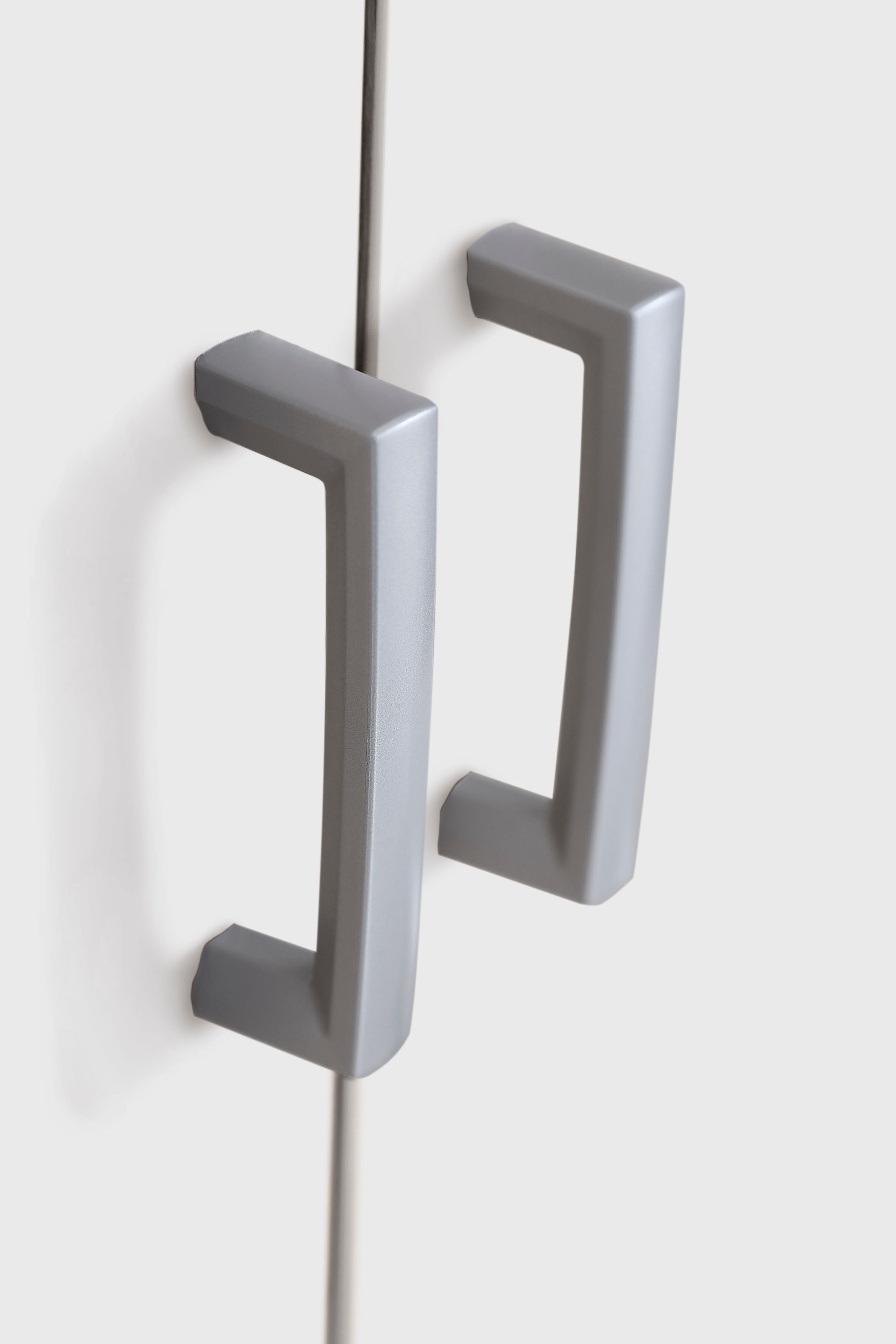 rauch Kleiderschrank »Kleiderschrank Schrank Garderobe deckenhoher Schrank BREMEN« in vielen Farben und Ausführungen MADE IN GERMANY