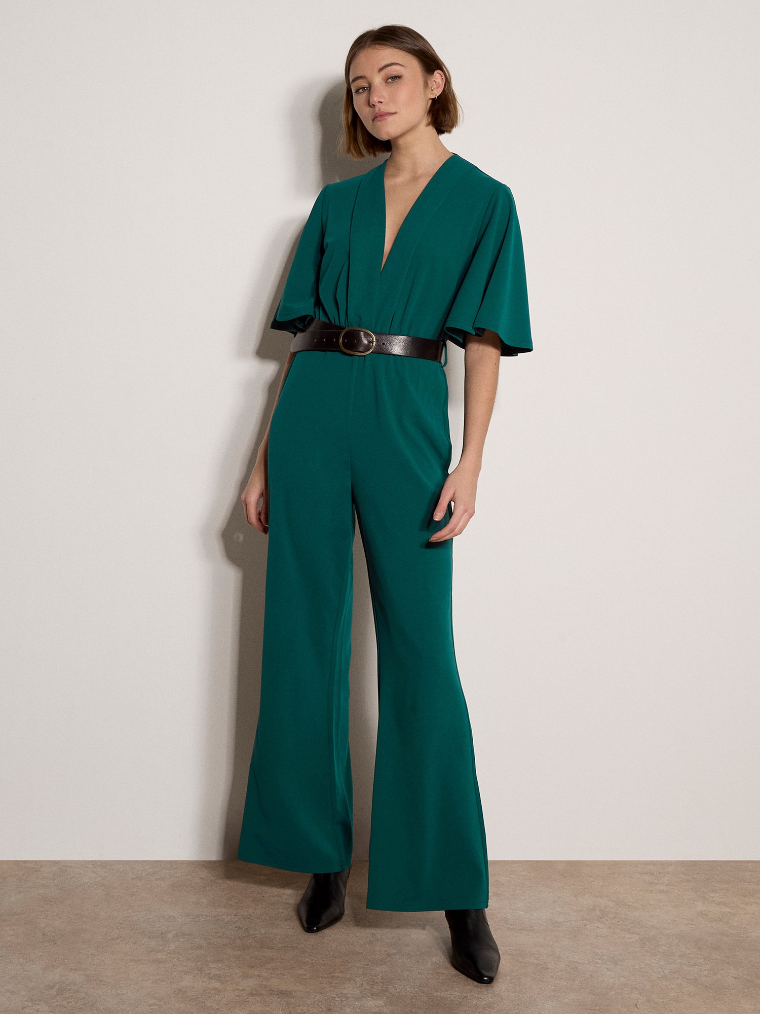 Apricot Jumpsuit »Jumpsuit mit geradem Bein« inklusive Gürtel, 2 Stk. aus Jersey-Crêpe