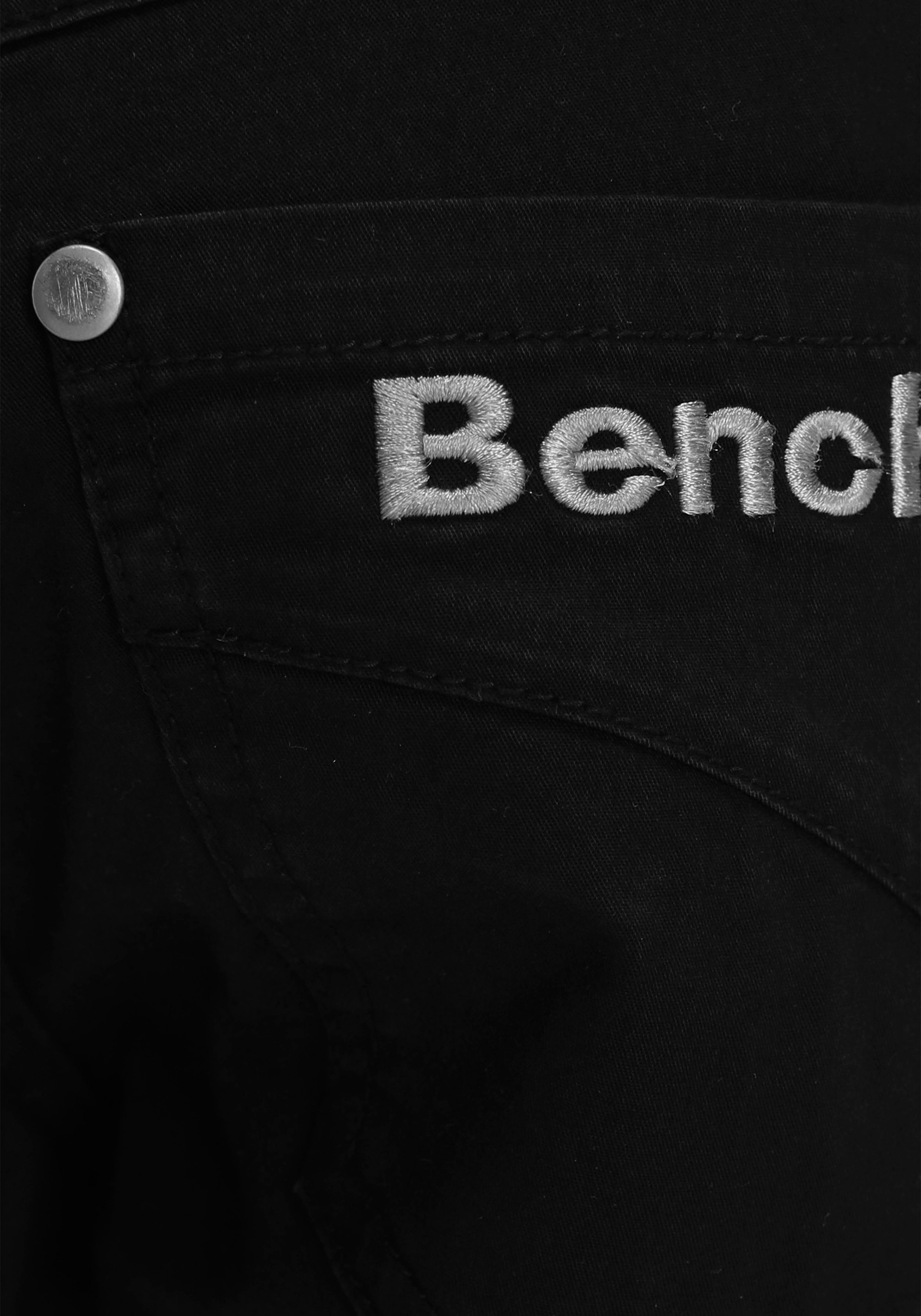 Bench. Cargohose