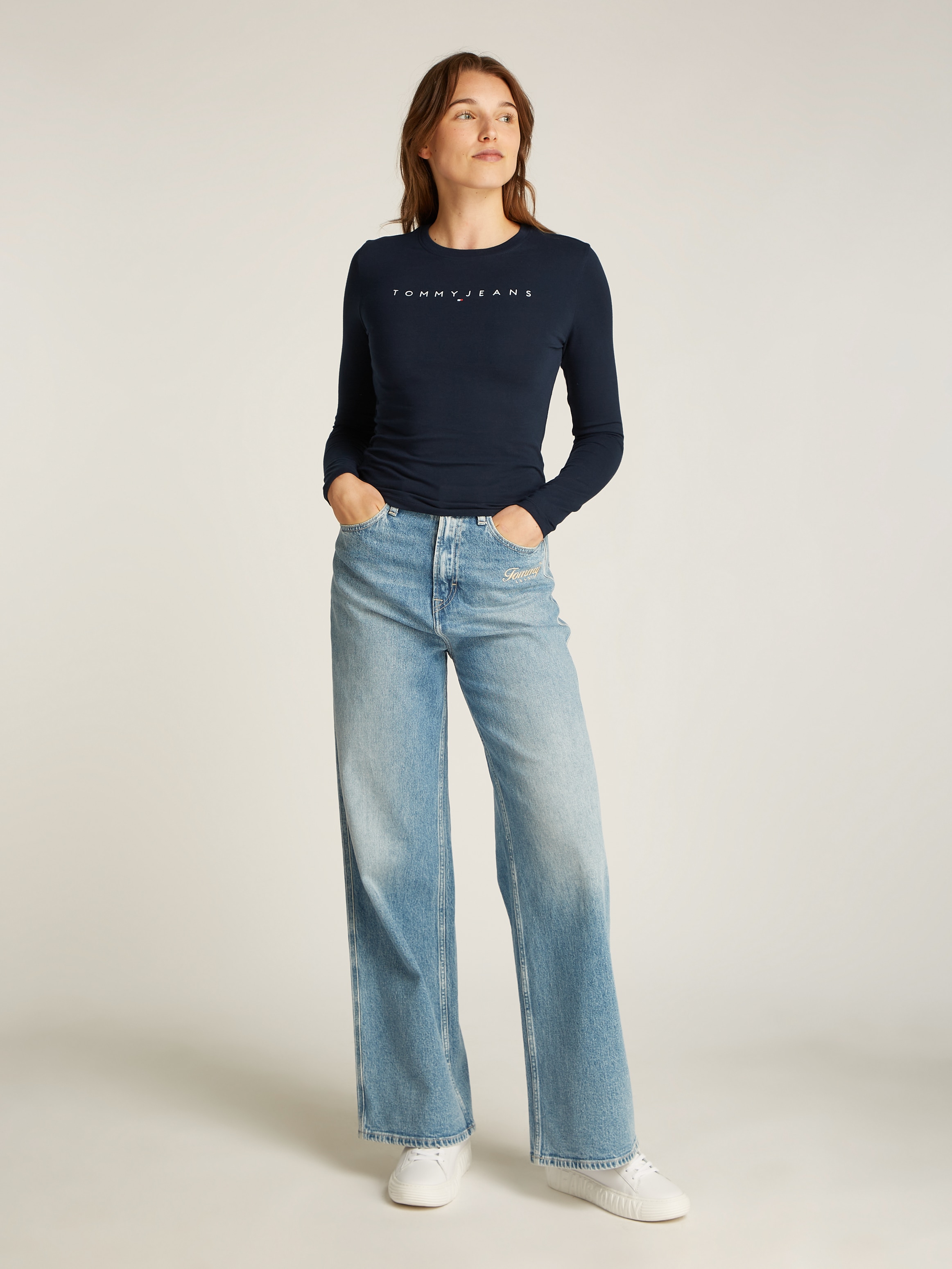 Tommy Jeans Curve Langarmshirt »TJW SLIM LINEAR TEE LS EXT«, Große Größen