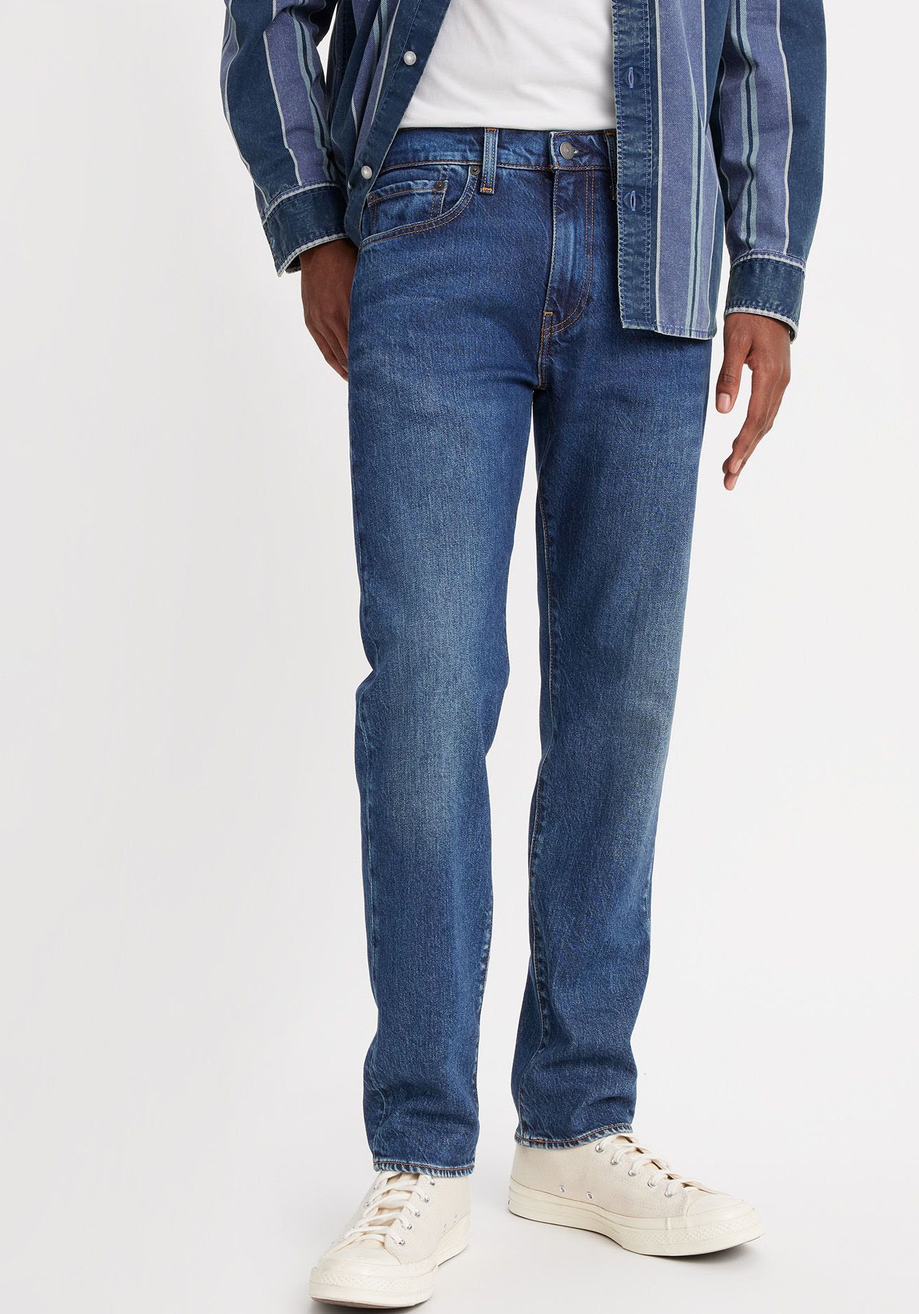 Levi's® Tapered-fit-Jeans »502 TAPER«, in elegantem, modernem Stil