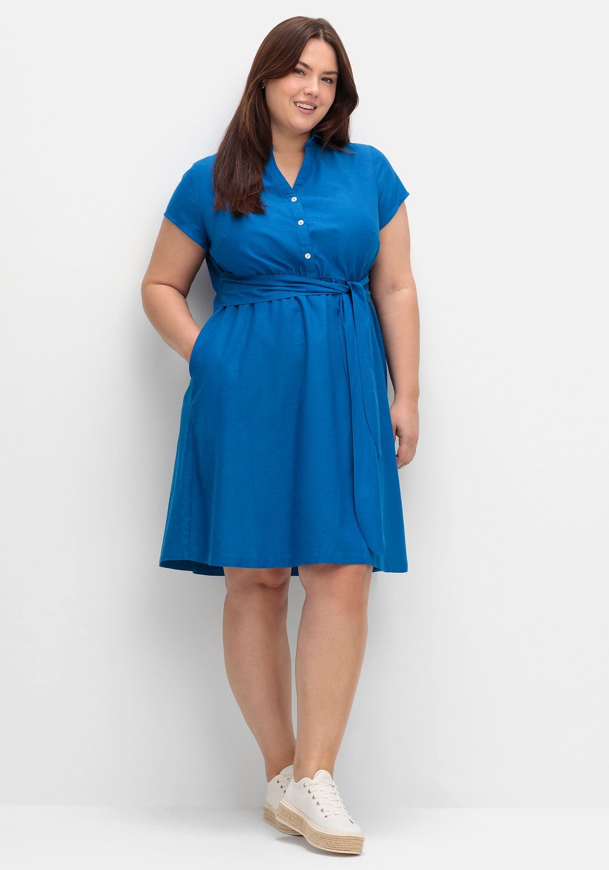 Sheego Sommerkleid »Blusenkleid mit Gürtel, mit Leinenanteil«