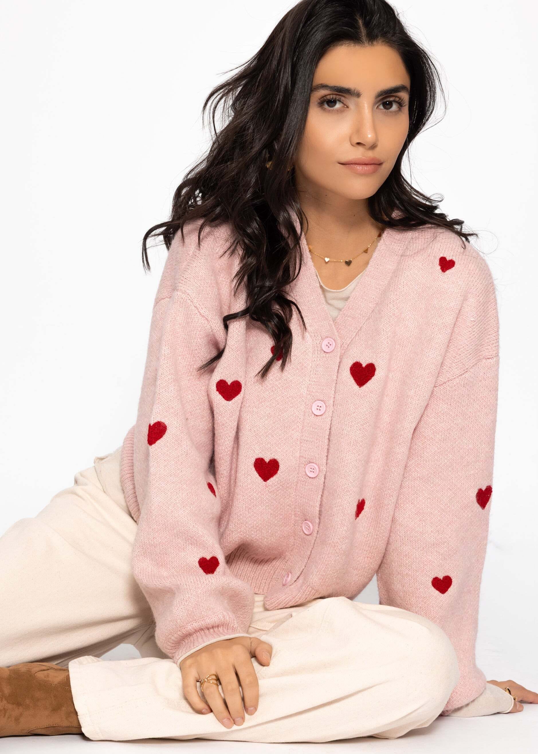 SASSYCLASSY Cardigan »Cardigan mit Herzen« Weiche Strickjacke mit V-Ausschnitt und Knopfleiste Offwhite Rosa