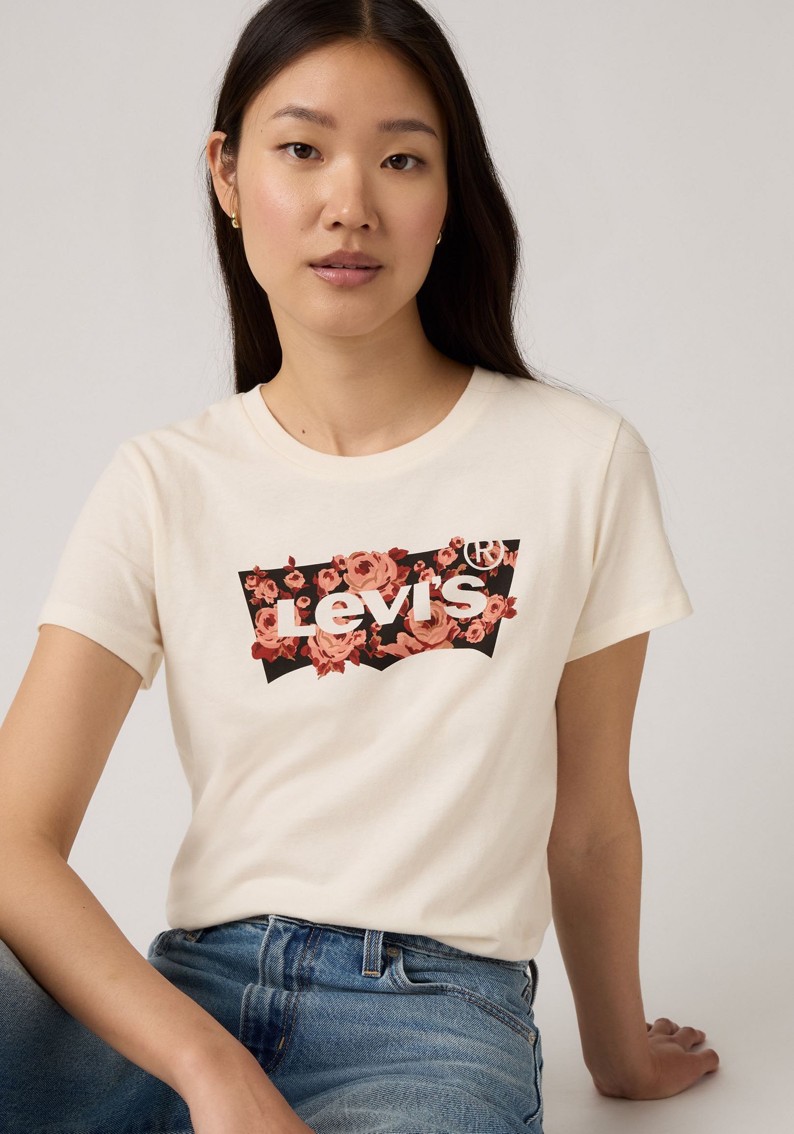Levi's® T-Shirt »LSE THE PERFECT TEE« mit Logodruck