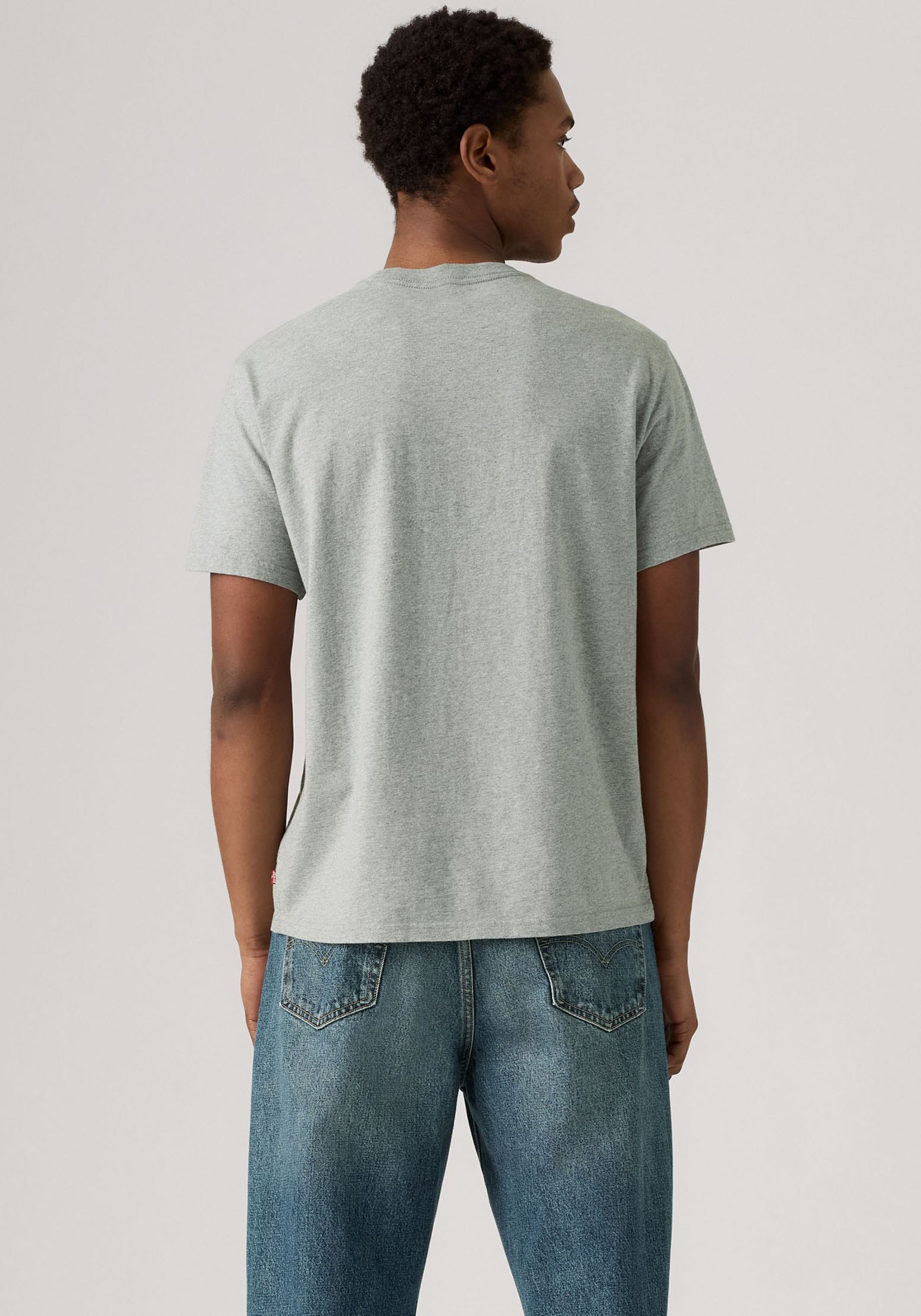 Levi's® T-Shirt »RELAXED FIT TEE«, mit Logoschriftzug